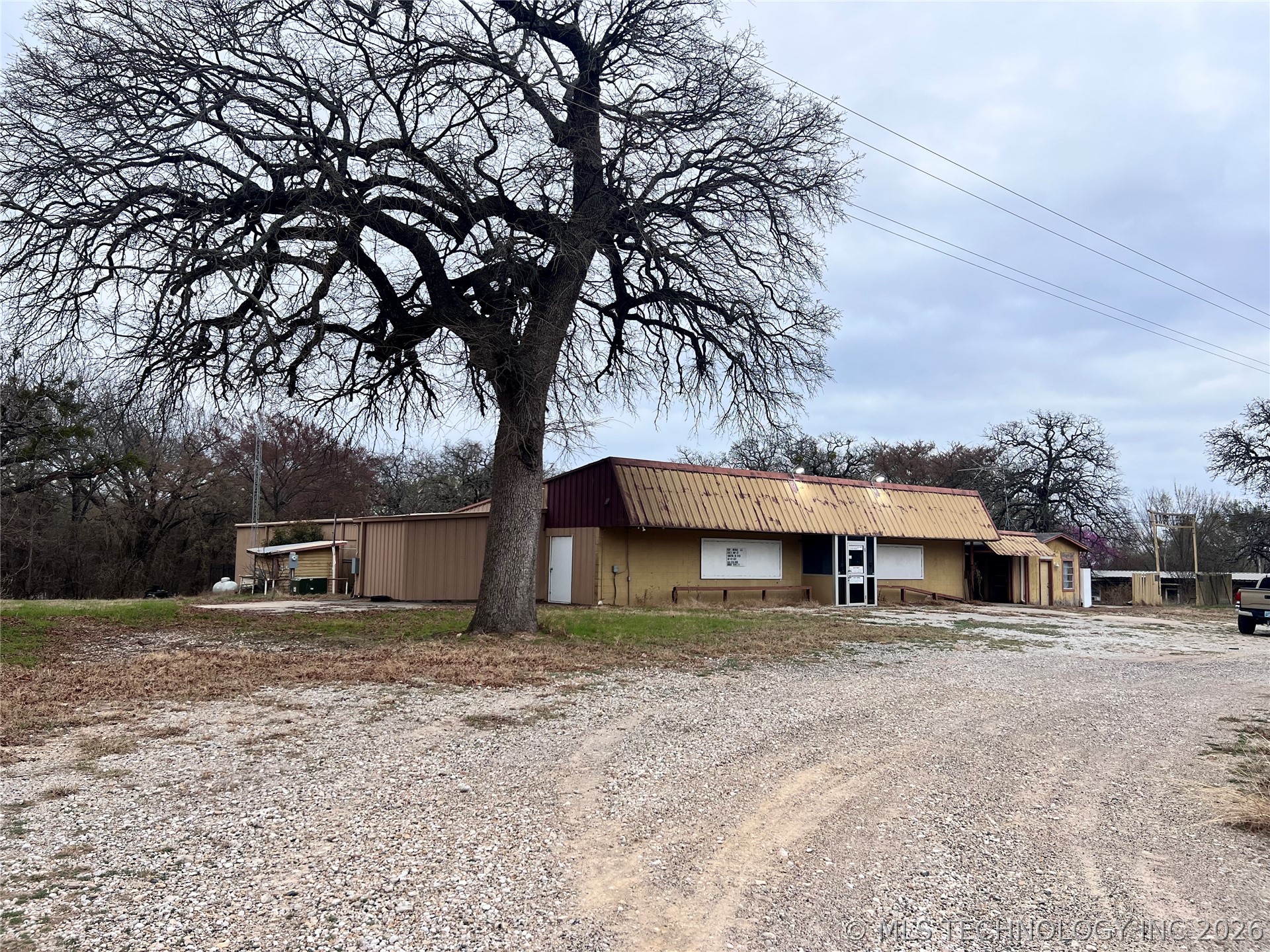 5268 N 377 Highway Kingston OK 73439