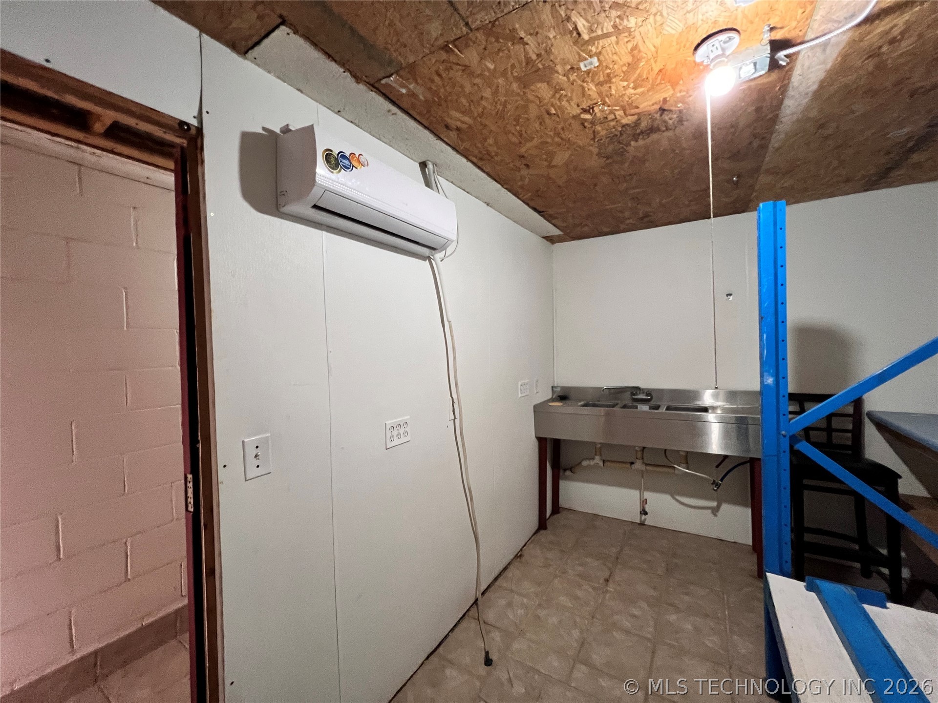5268 N 377 Highway Kingston OK 73439