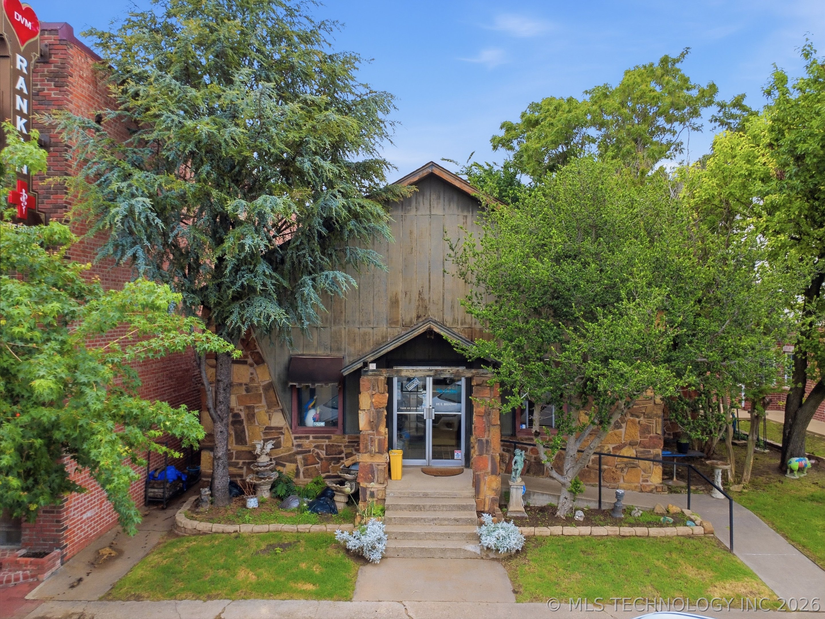 115 E Broadway Street Sand Springs OK 74063