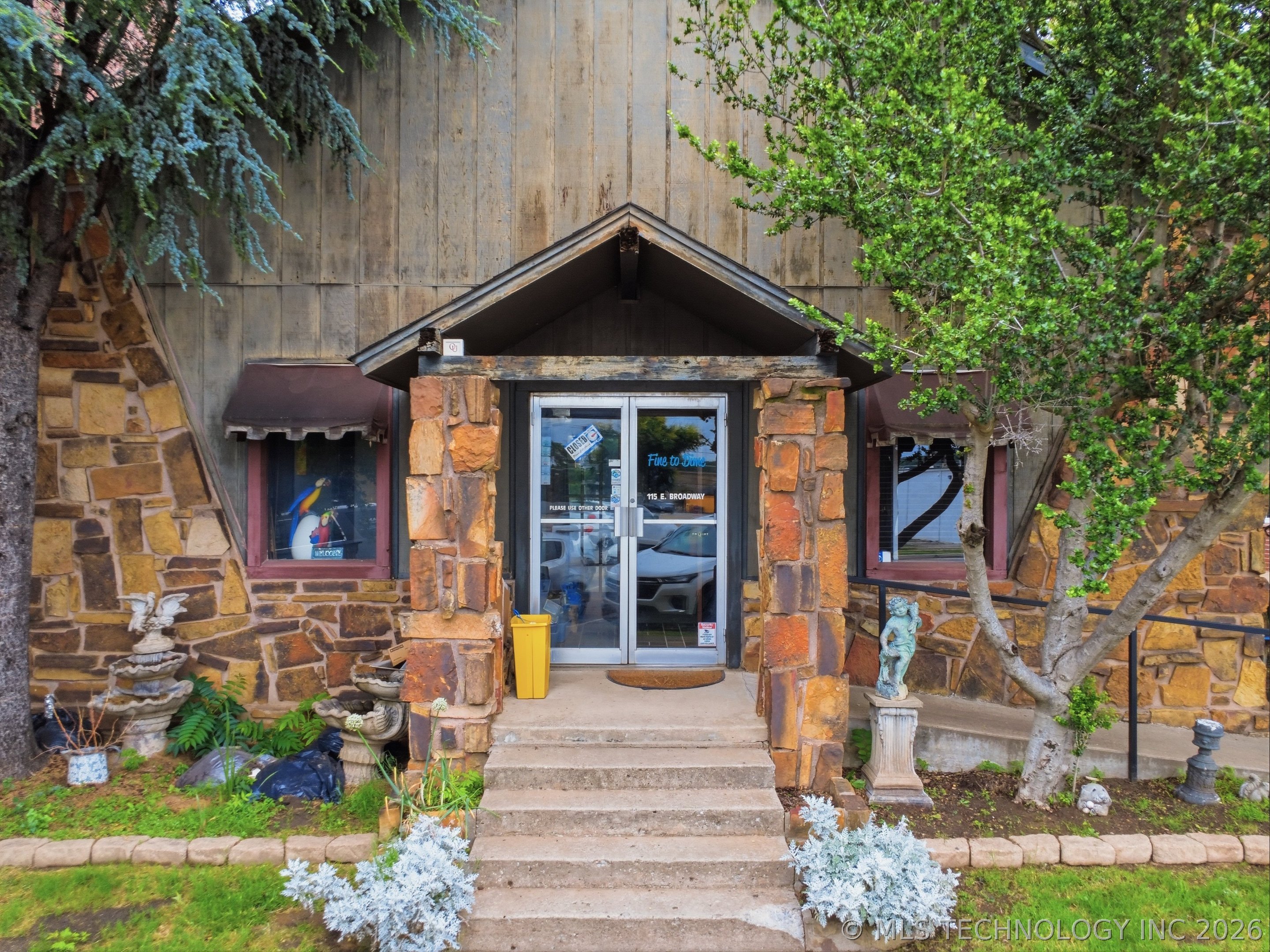 115 E Broadway Street Sand Springs OK 74063