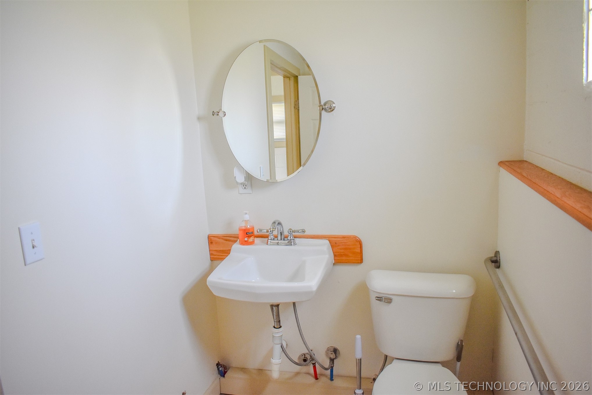 106 SE 2nd Street Antlers OK 74523