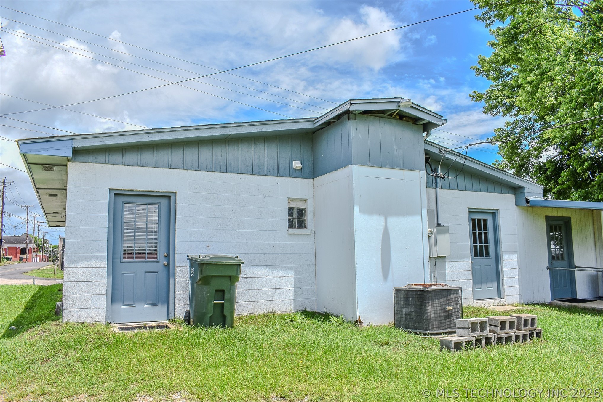 106 SE 2nd Street Antlers OK 74523
