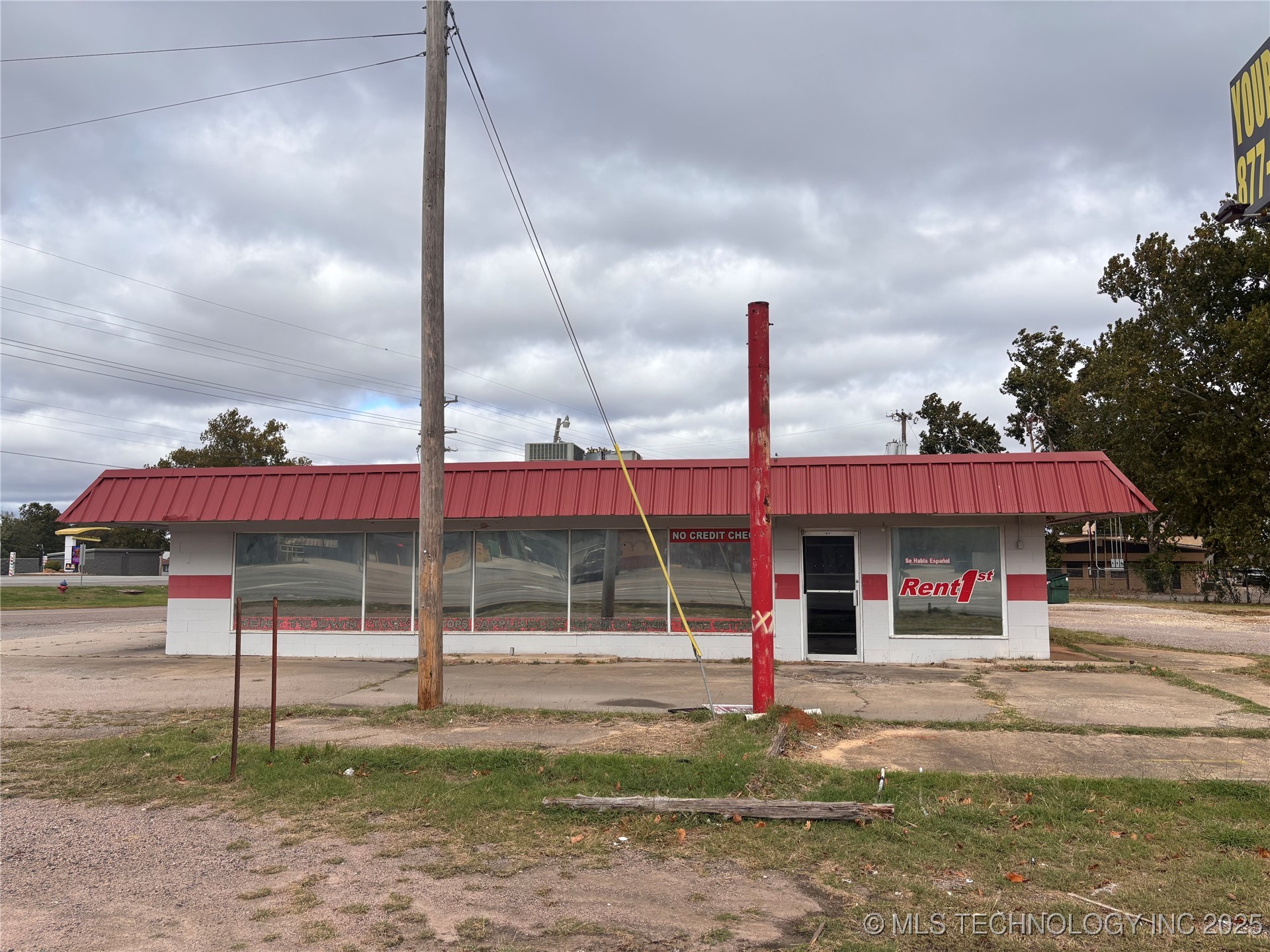 601 S 1st Madill OK 73446