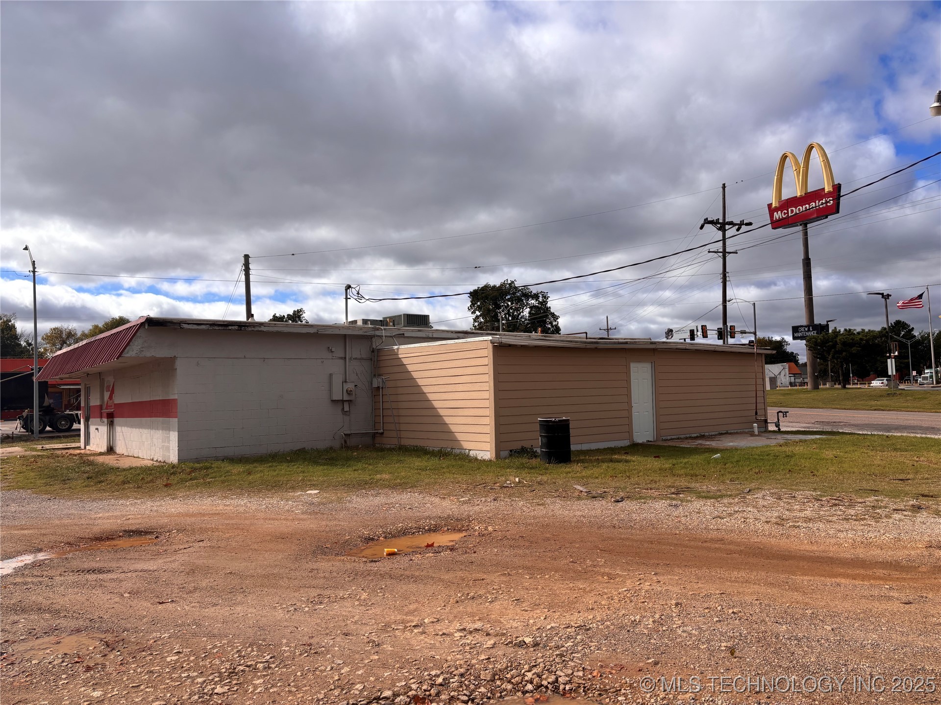 601 S 1st Madill OK 73446