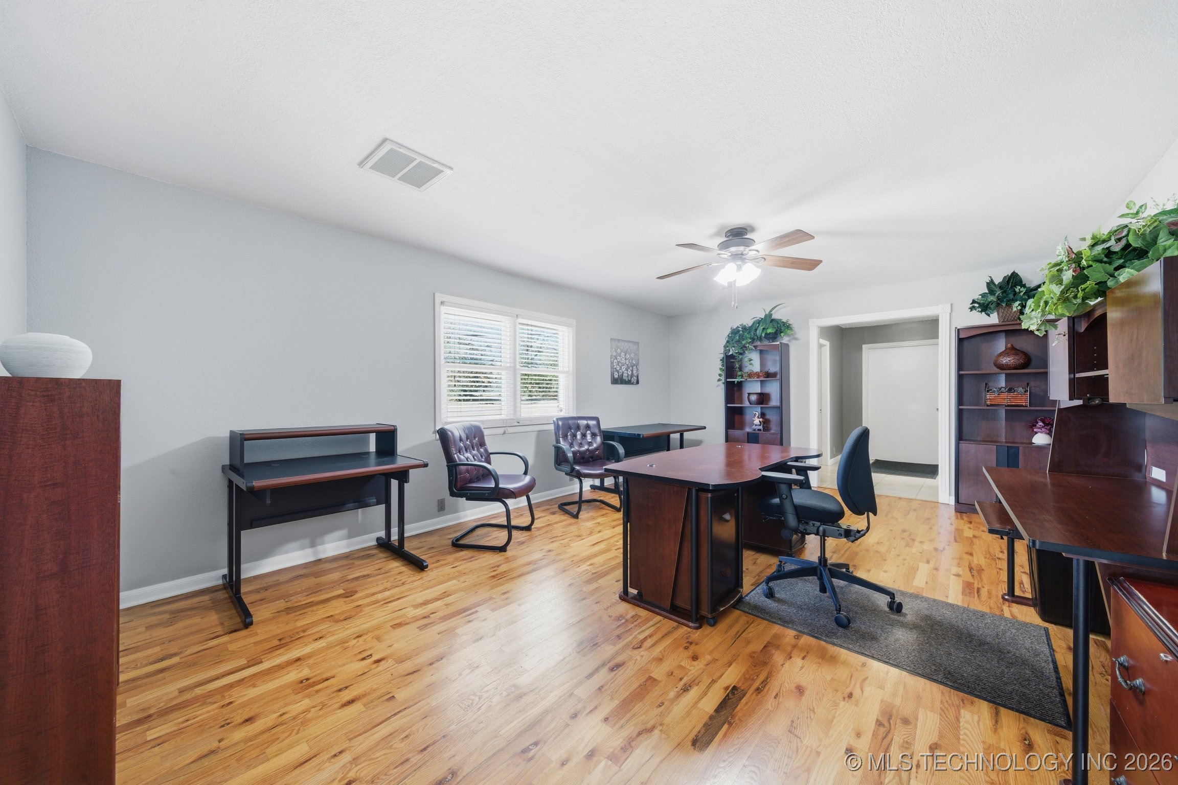 1718 W Broadway Street Collinsville OK 74021