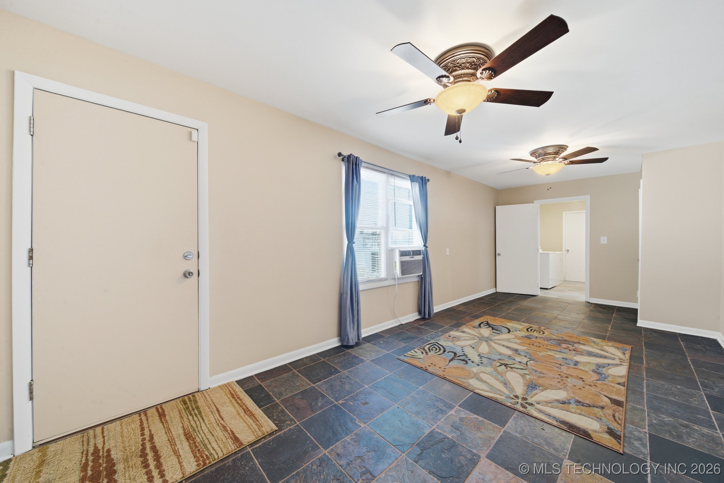 1718 W Broadway Street Collinsville OK 74021