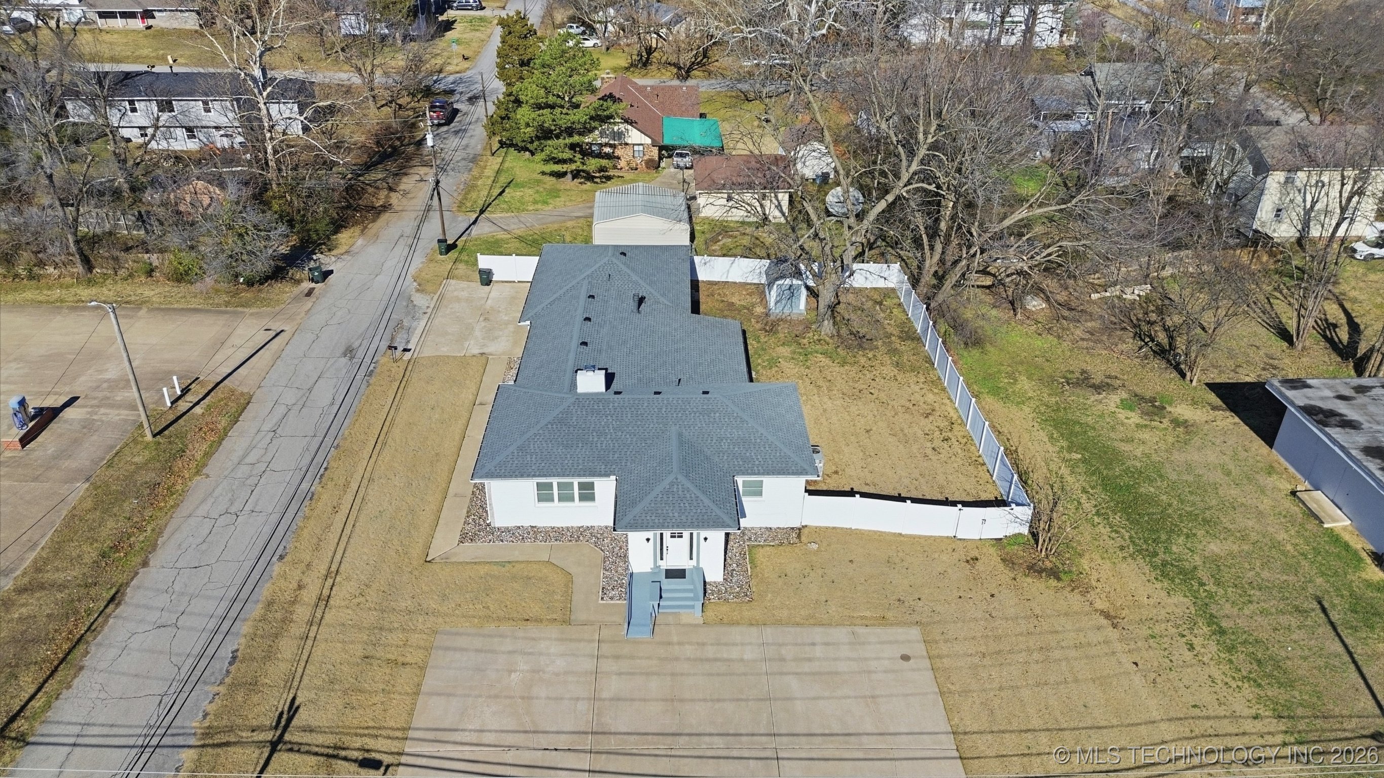 1718 W Broadway Street Collinsville OK 74021