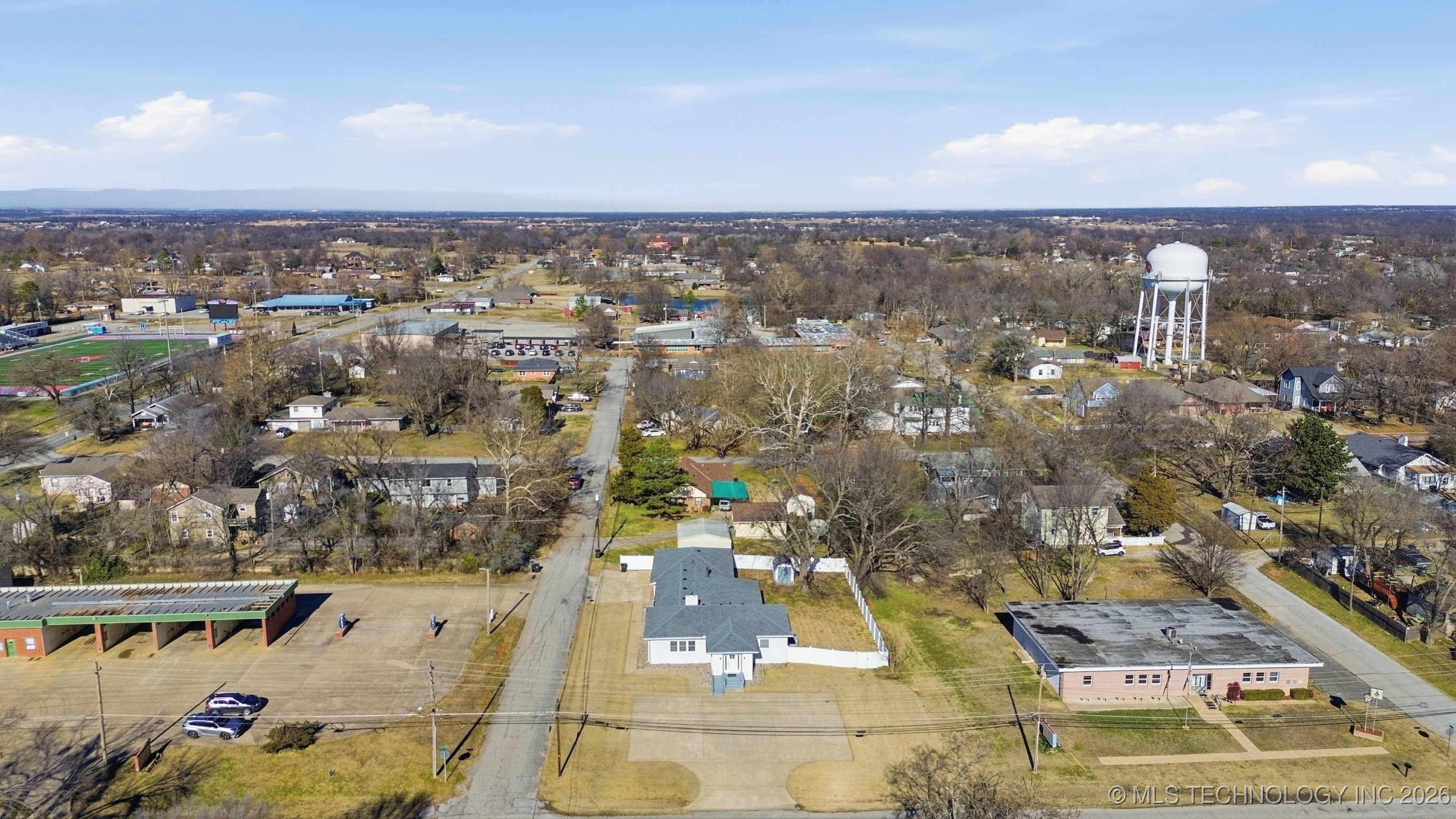 1718 W Broadway Street Collinsville OK 74021