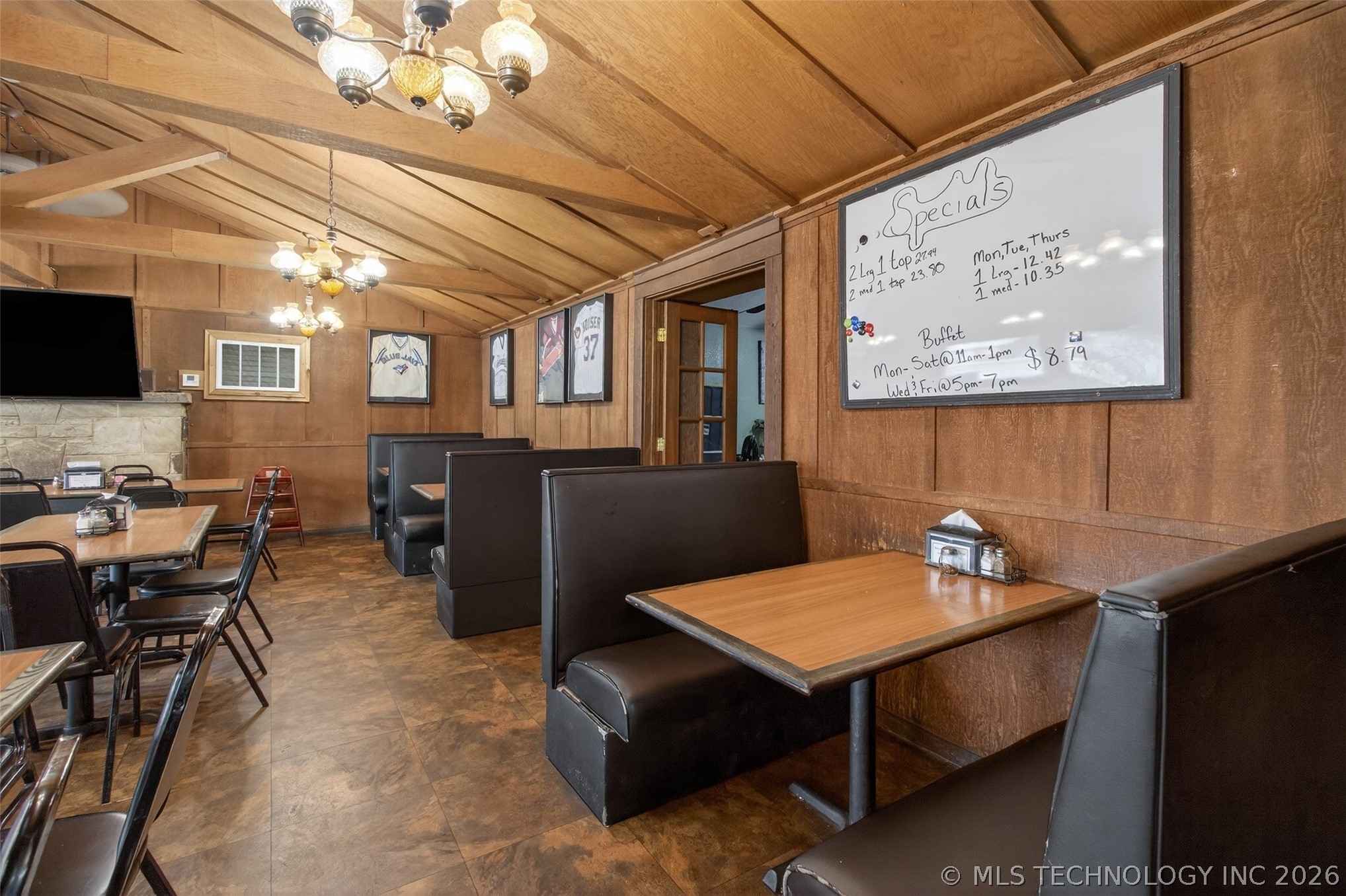 224 W Main Street Locust Grove OK 74352