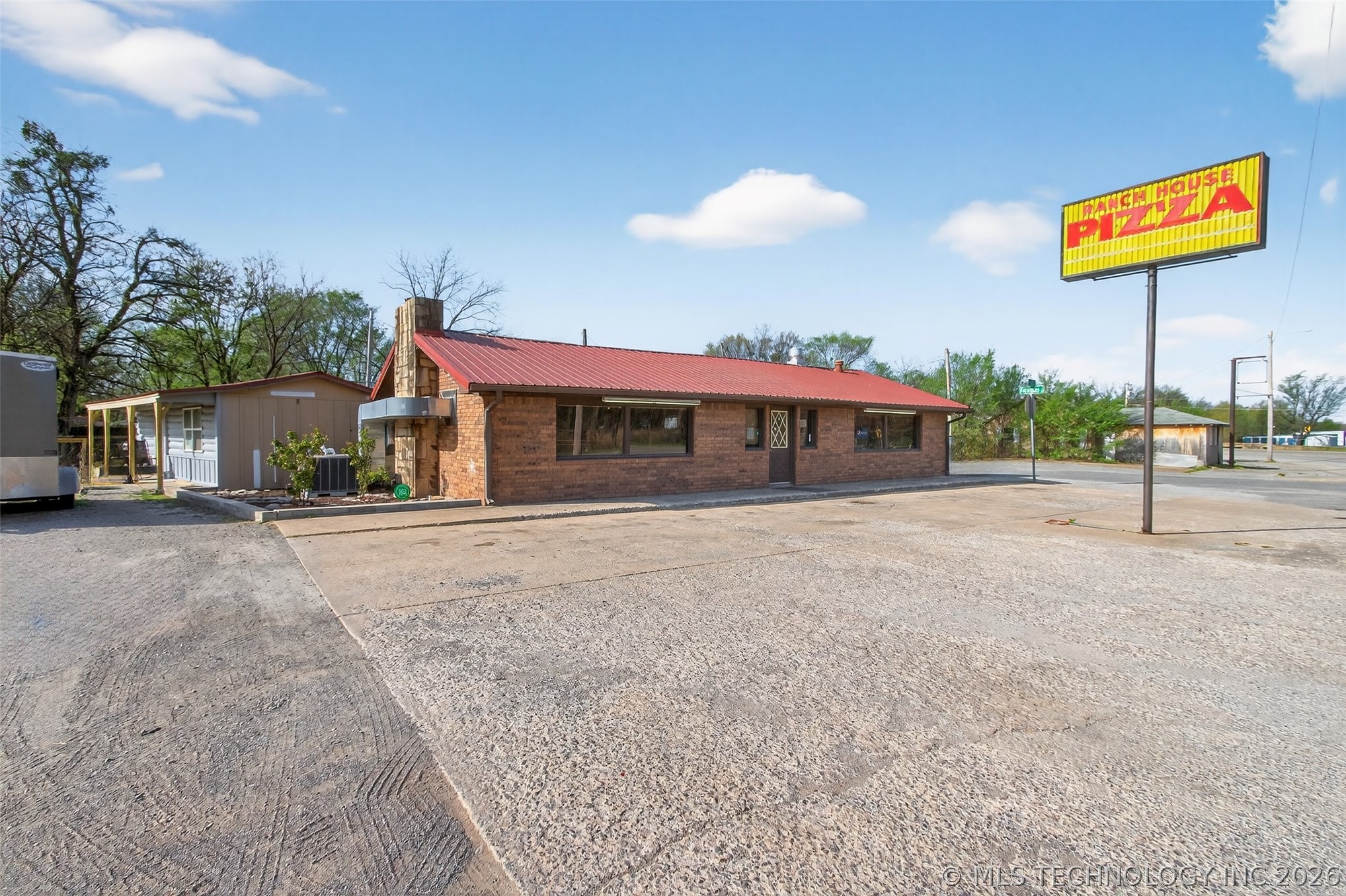 224 W Main Street Locust Grove OK 74352