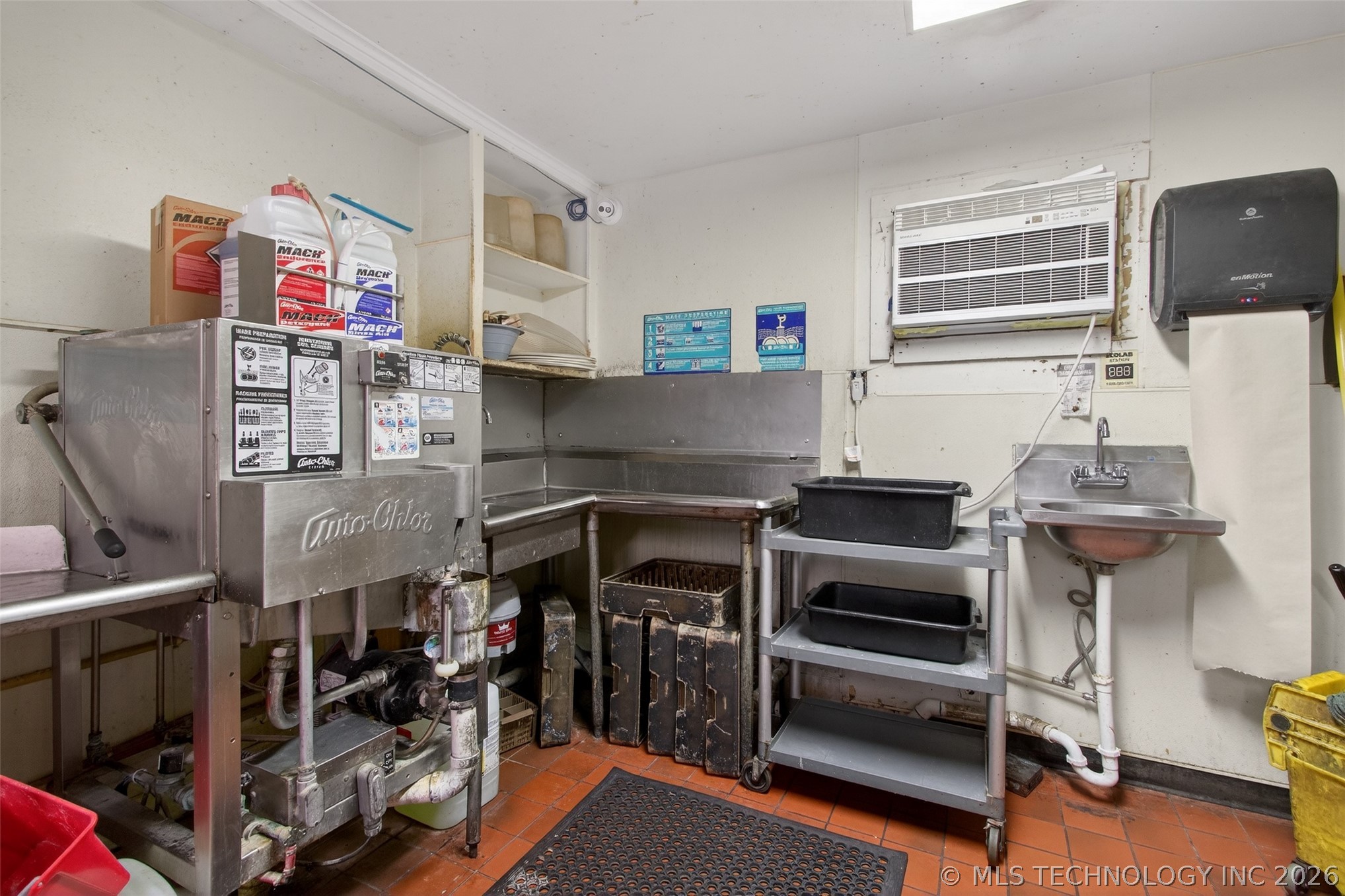 224 W Main Street Locust Grove OK 74352
