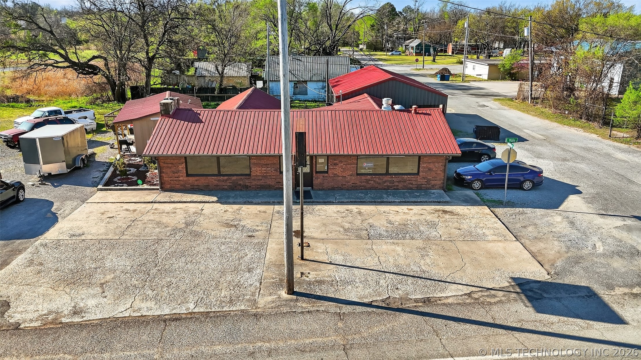 224 W Main Street Locust Grove OK 74352