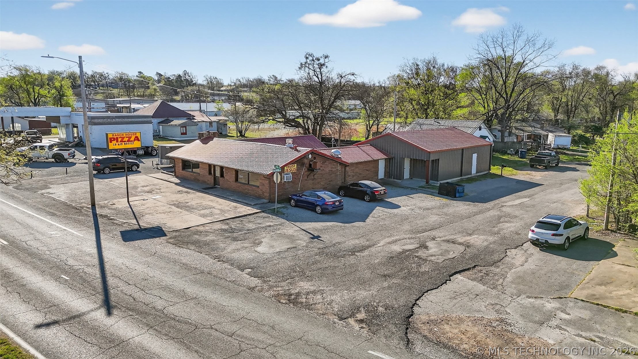 224 W Main Street Locust Grove OK 74352