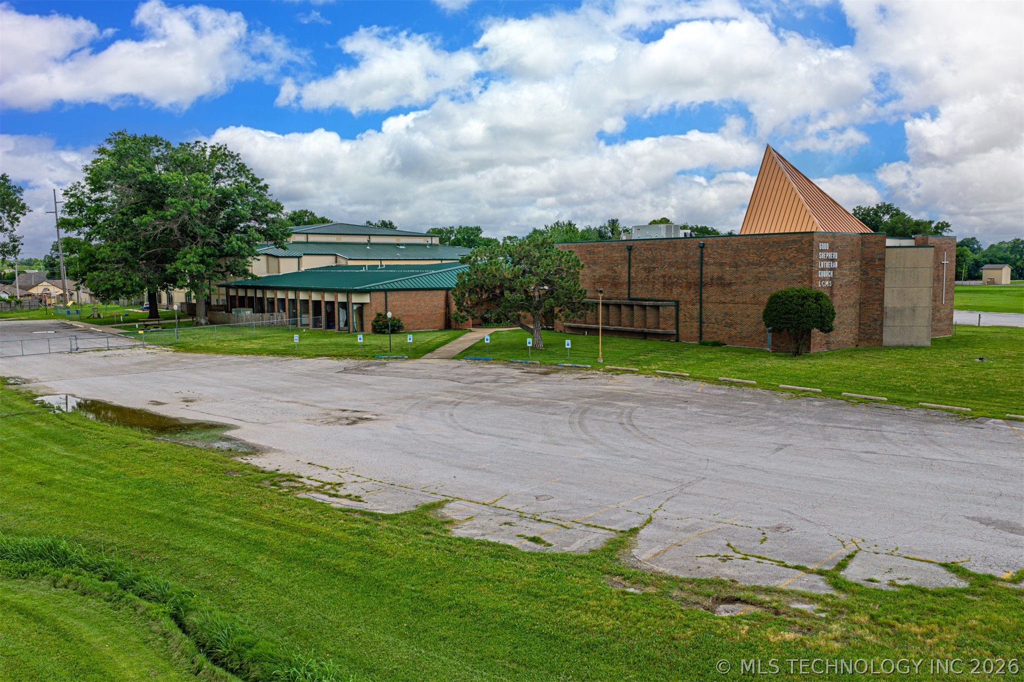 8730 E Skelly Drive Tulsa OK 74129
