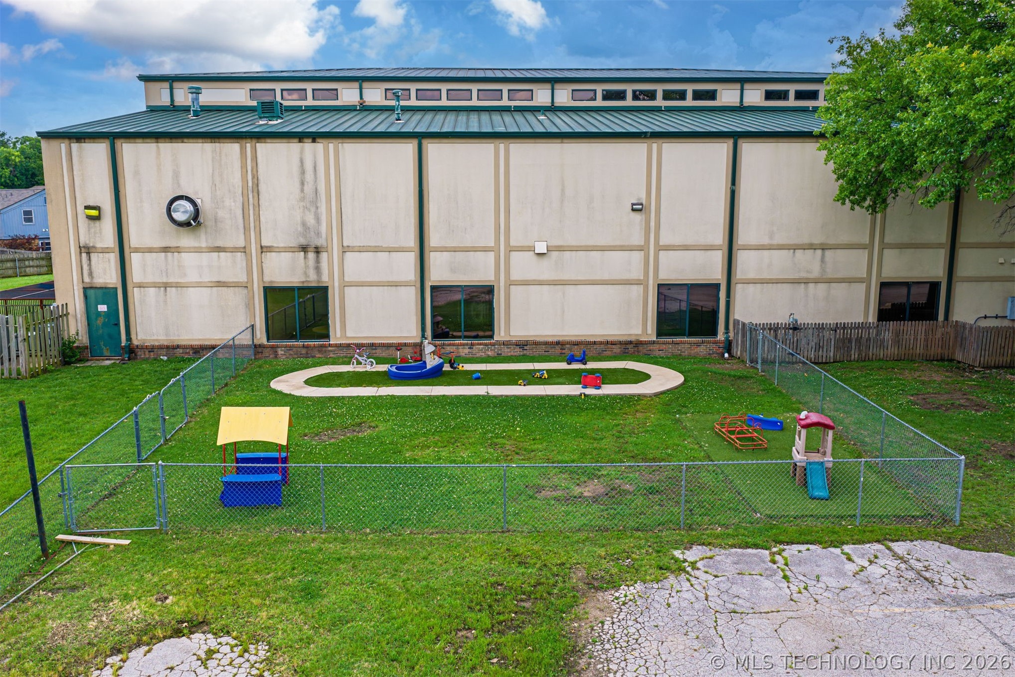 8730 E Skelly Drive Tulsa OK 74129