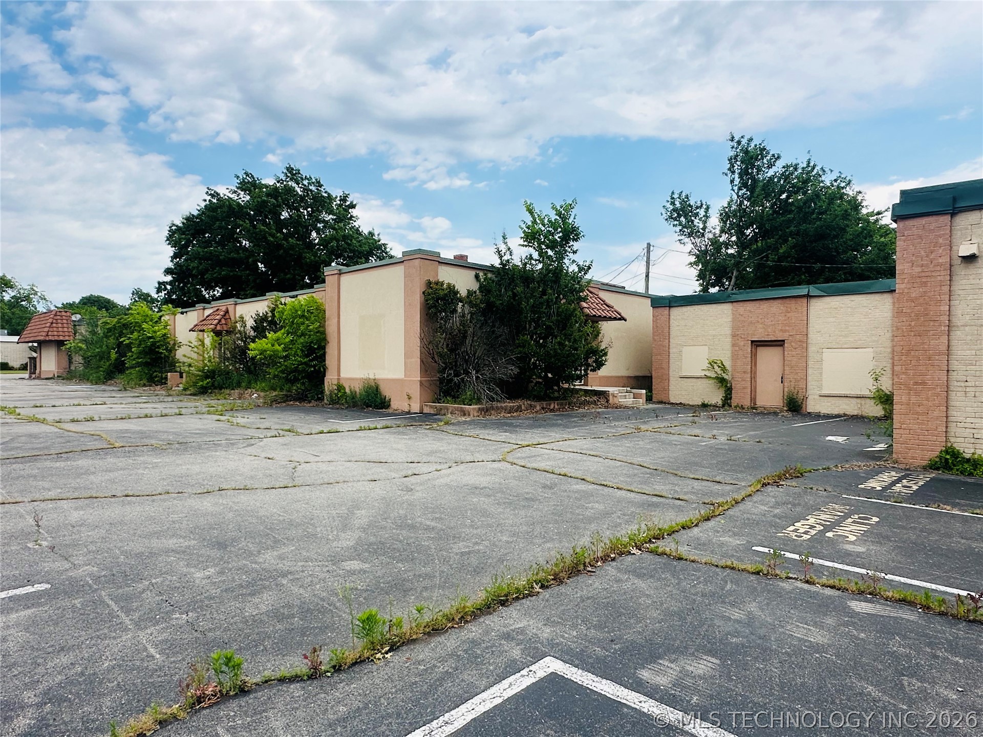 410 E Cherokee Street Wagoner OK 74467