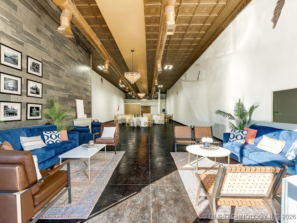 118 W Main Street Ada OK 74820