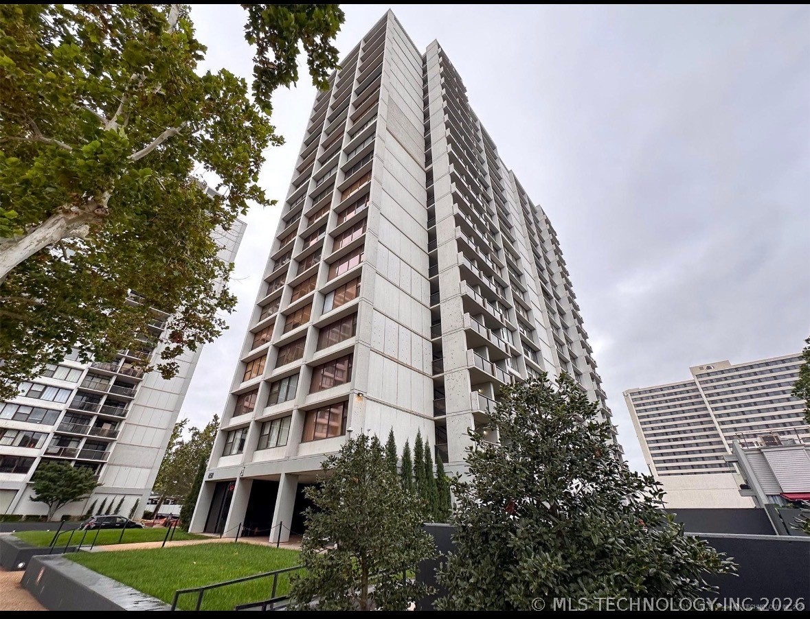 450 W 7th Street S Tulsa OK 74119