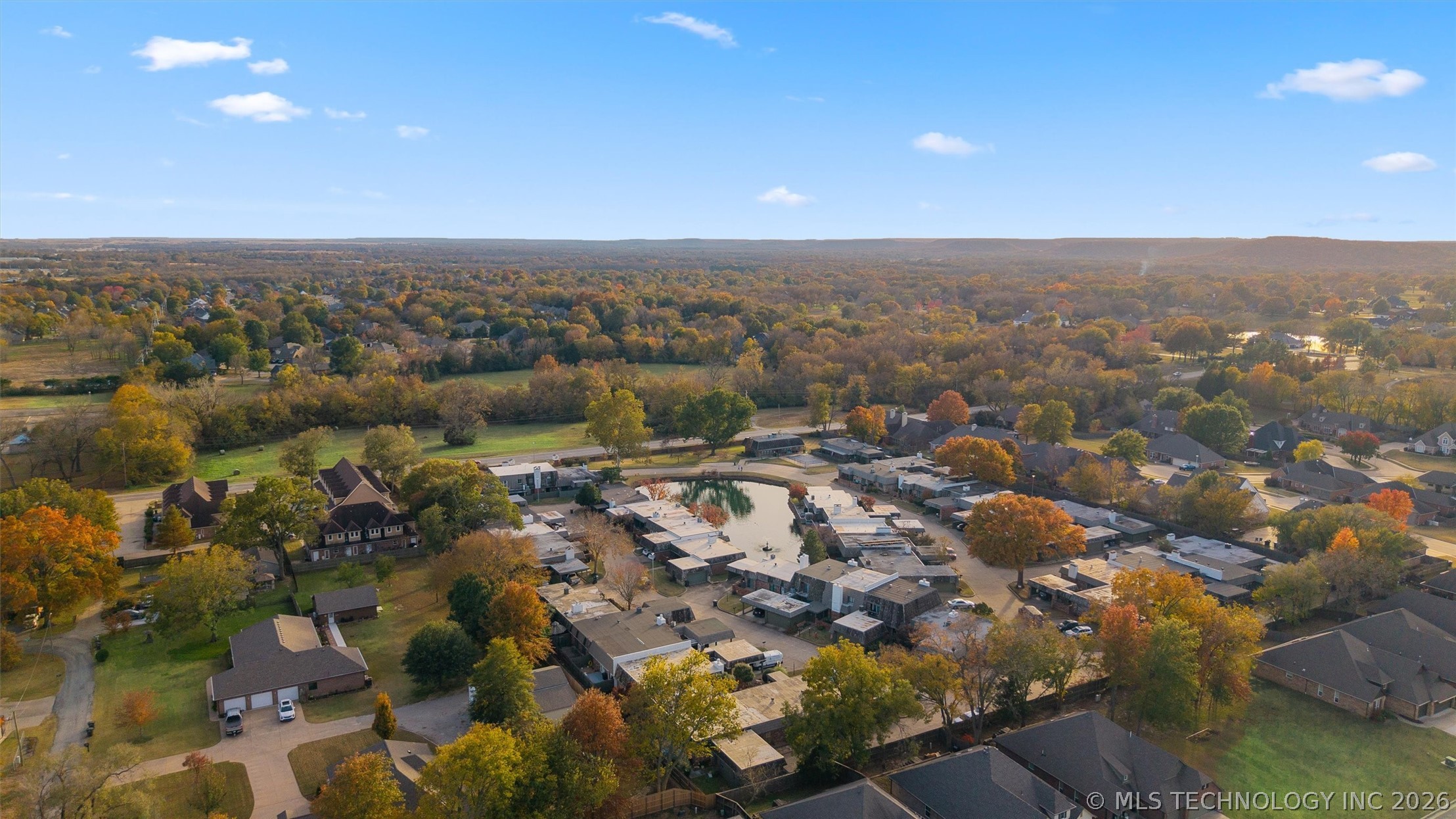 39 SE Shadowlake Drive Bartlesville OK 74006
