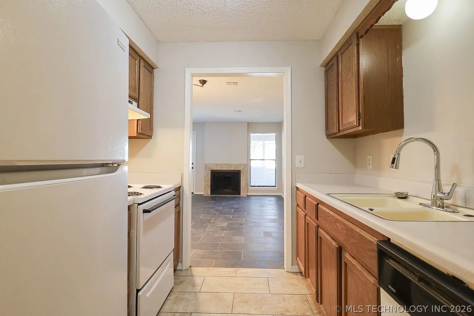 2421 E 87th Street Tulsa OK 74137