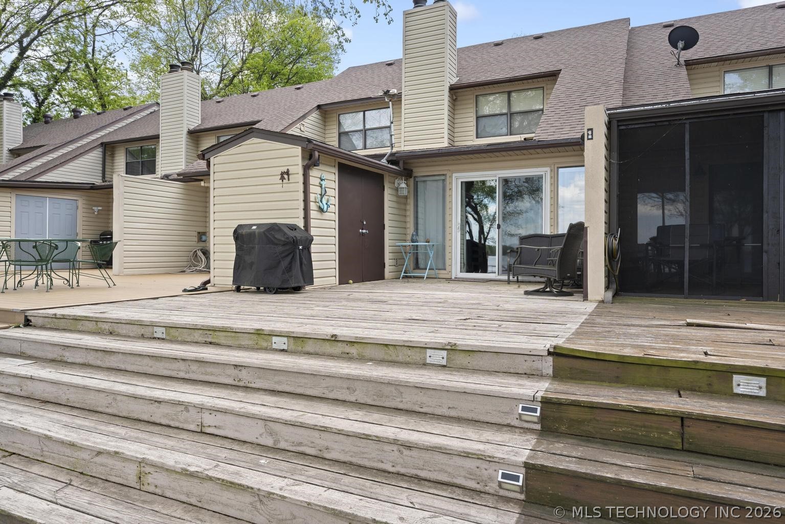 810 N 46th Street Grove OK 74464