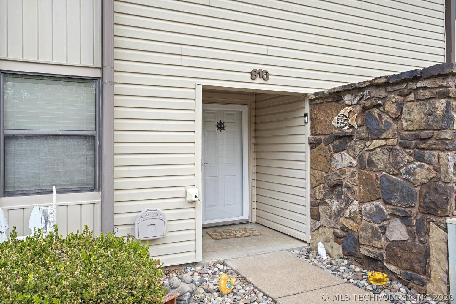 810 N 46th Street Grove OK 74464