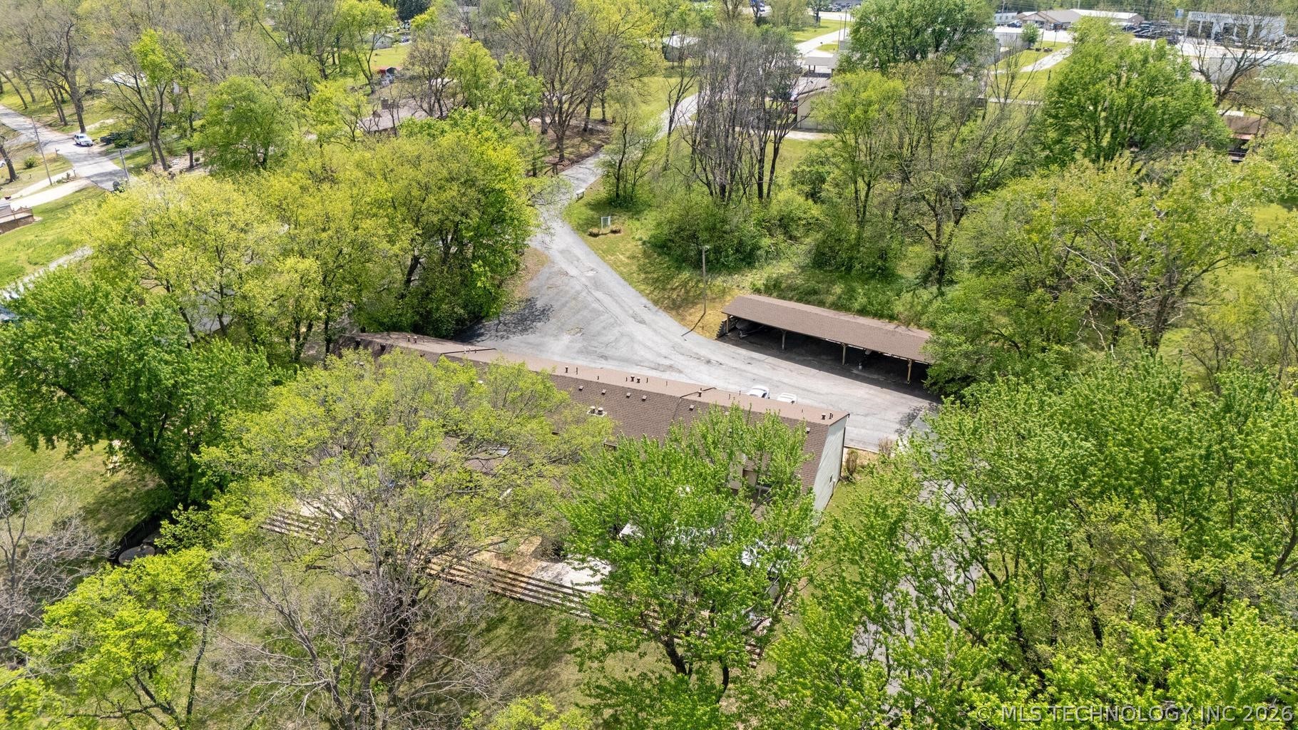810 N 46th Street Grove OK 74464