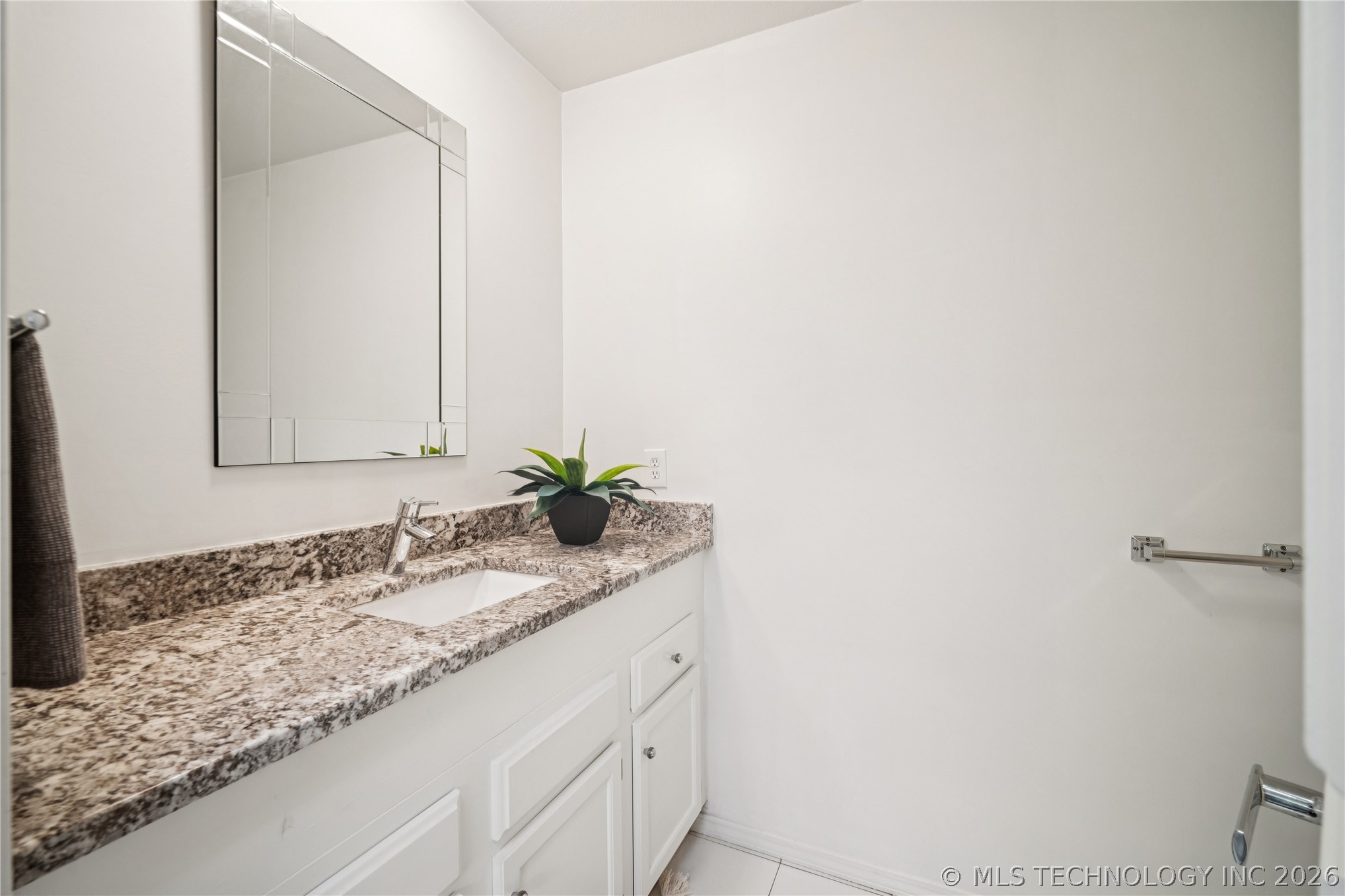 2411 E 72nd Place Tulsa OK 74136