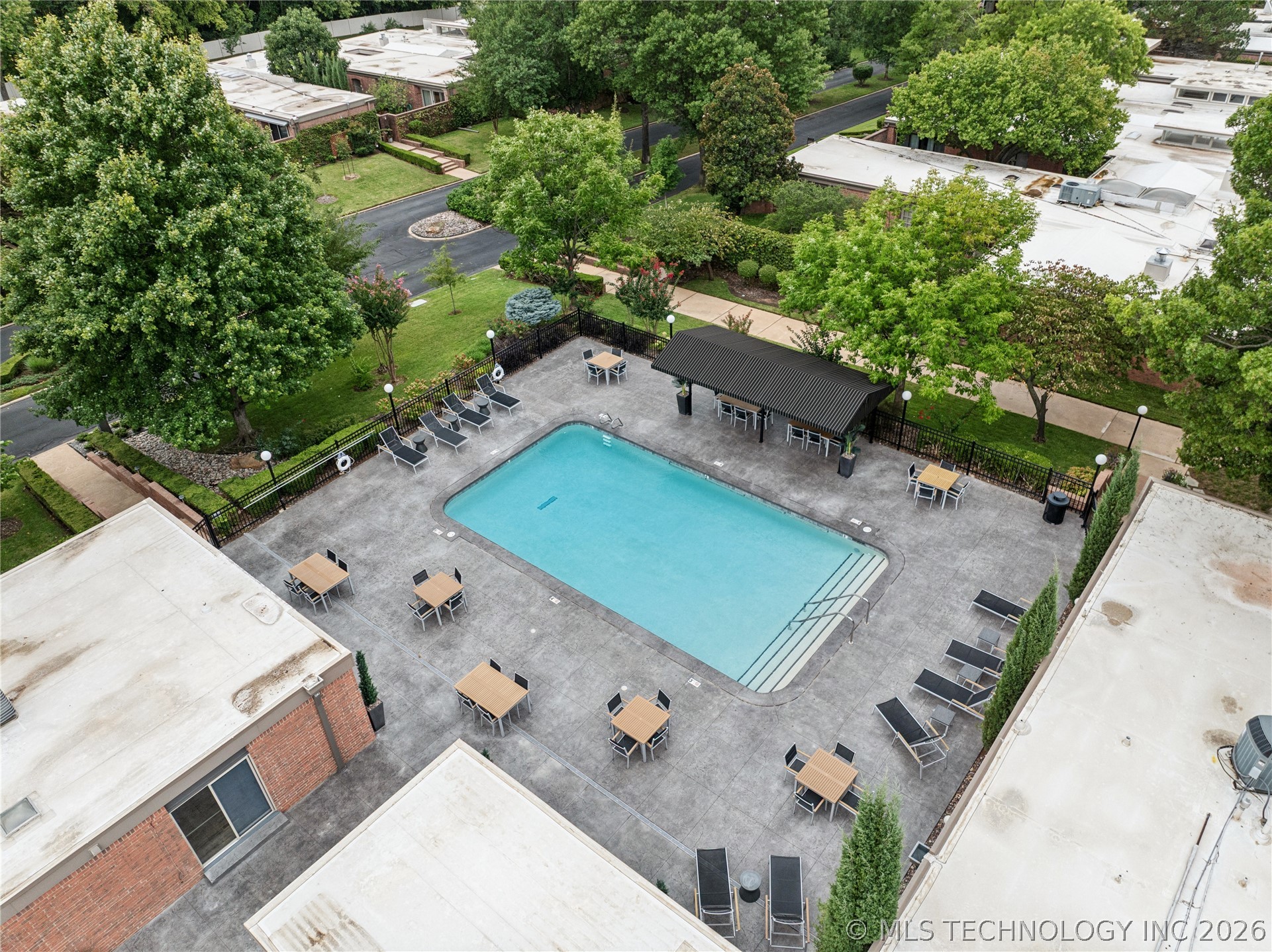2411 E 72nd Place Tulsa OK 74136