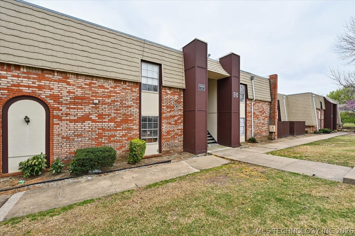 4332 E 67th Street Tulsa OK 74136