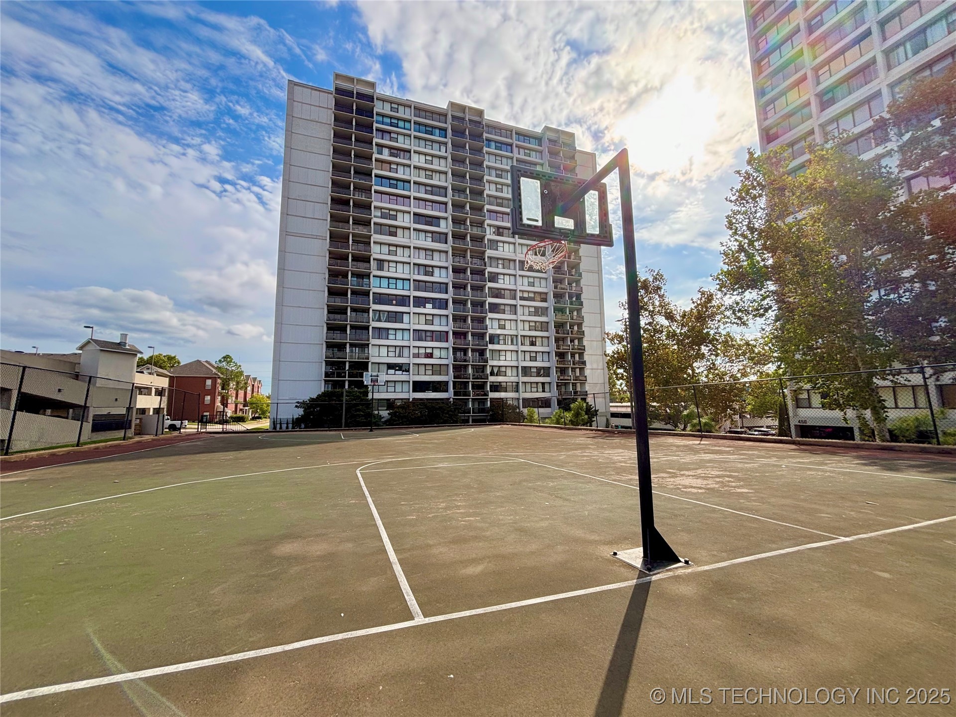 450 W 7th Street Tulsa OK 74119