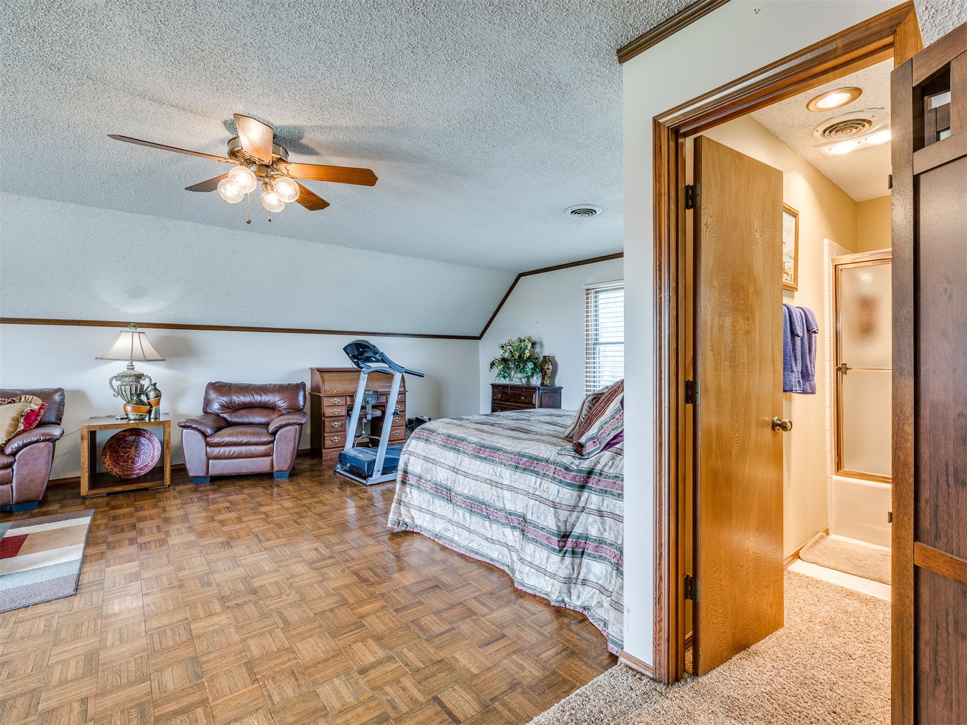 6125 E 67th Court Tulsa OK 74136