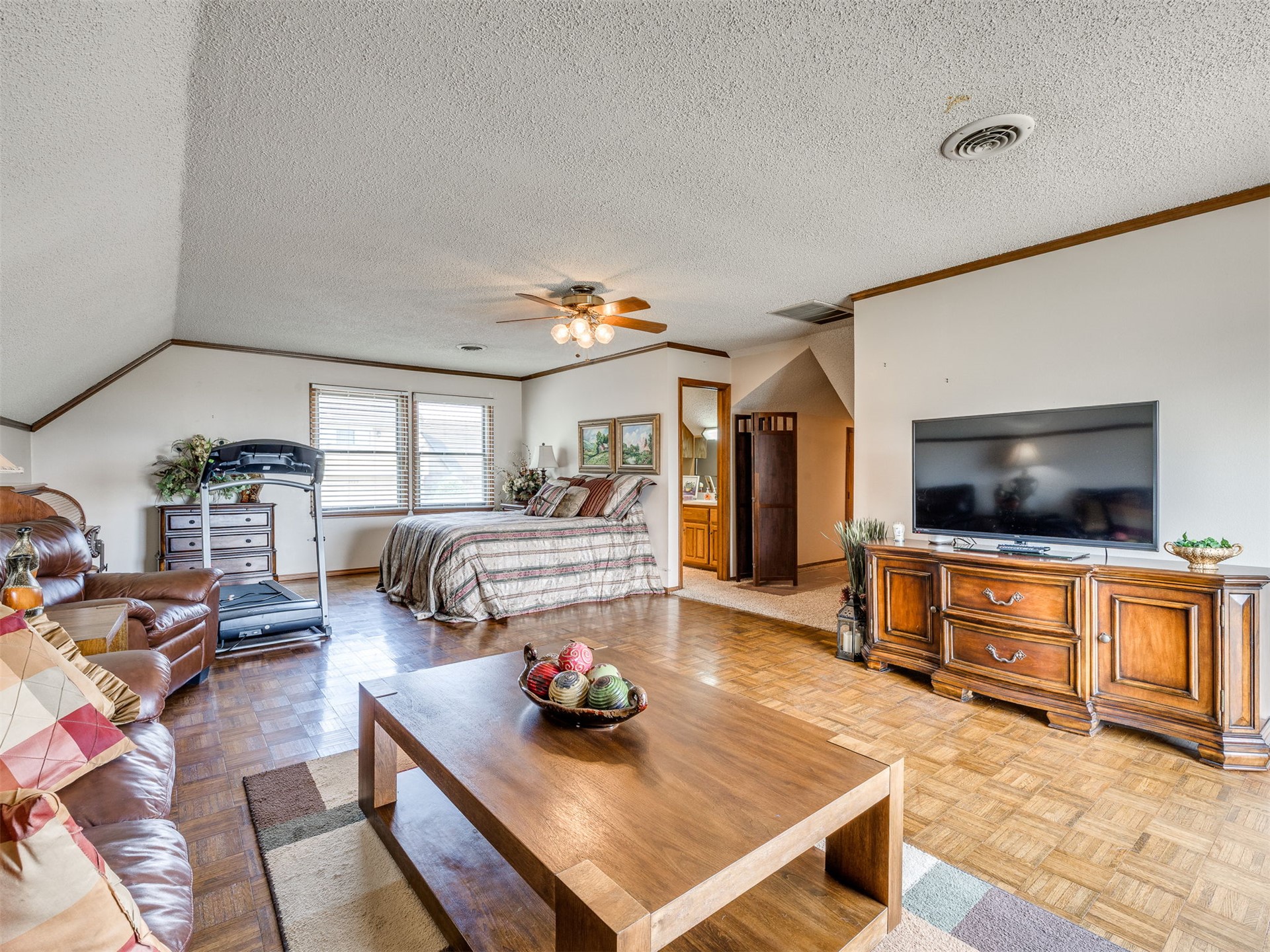 6125 E 67th Court Tulsa OK 74136