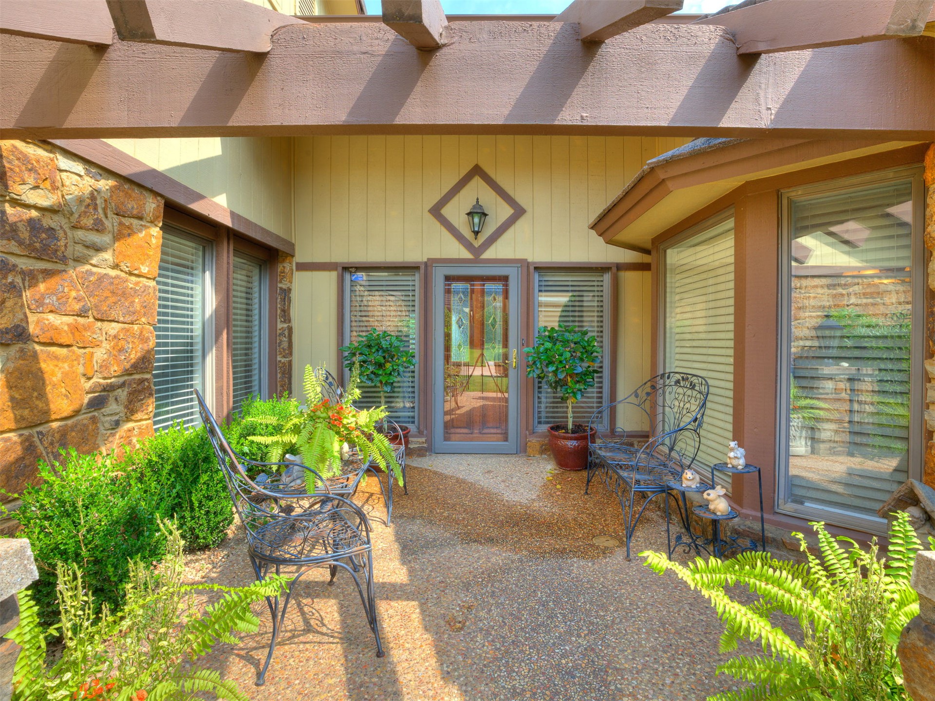 6125 E 67th Court Tulsa OK 74136