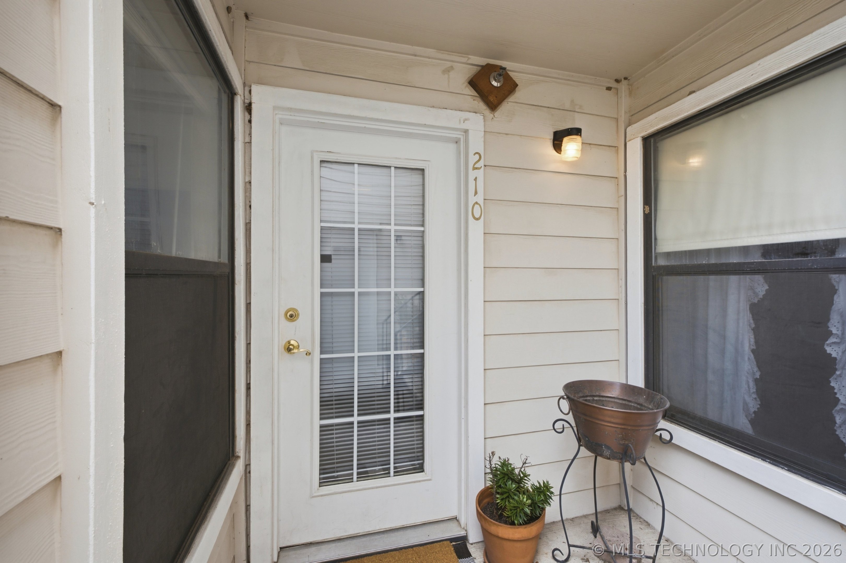 1904 E 66th Place Tulsa OK 74136
