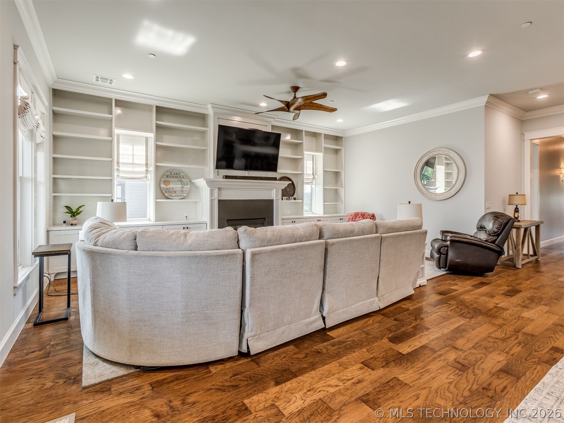 30 Park Street Carlton Landing OK 74432