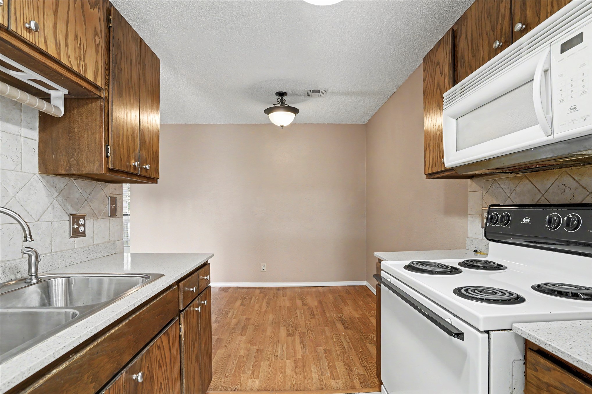 2701 S Juniper Avenue Broken Arrow OK 74012