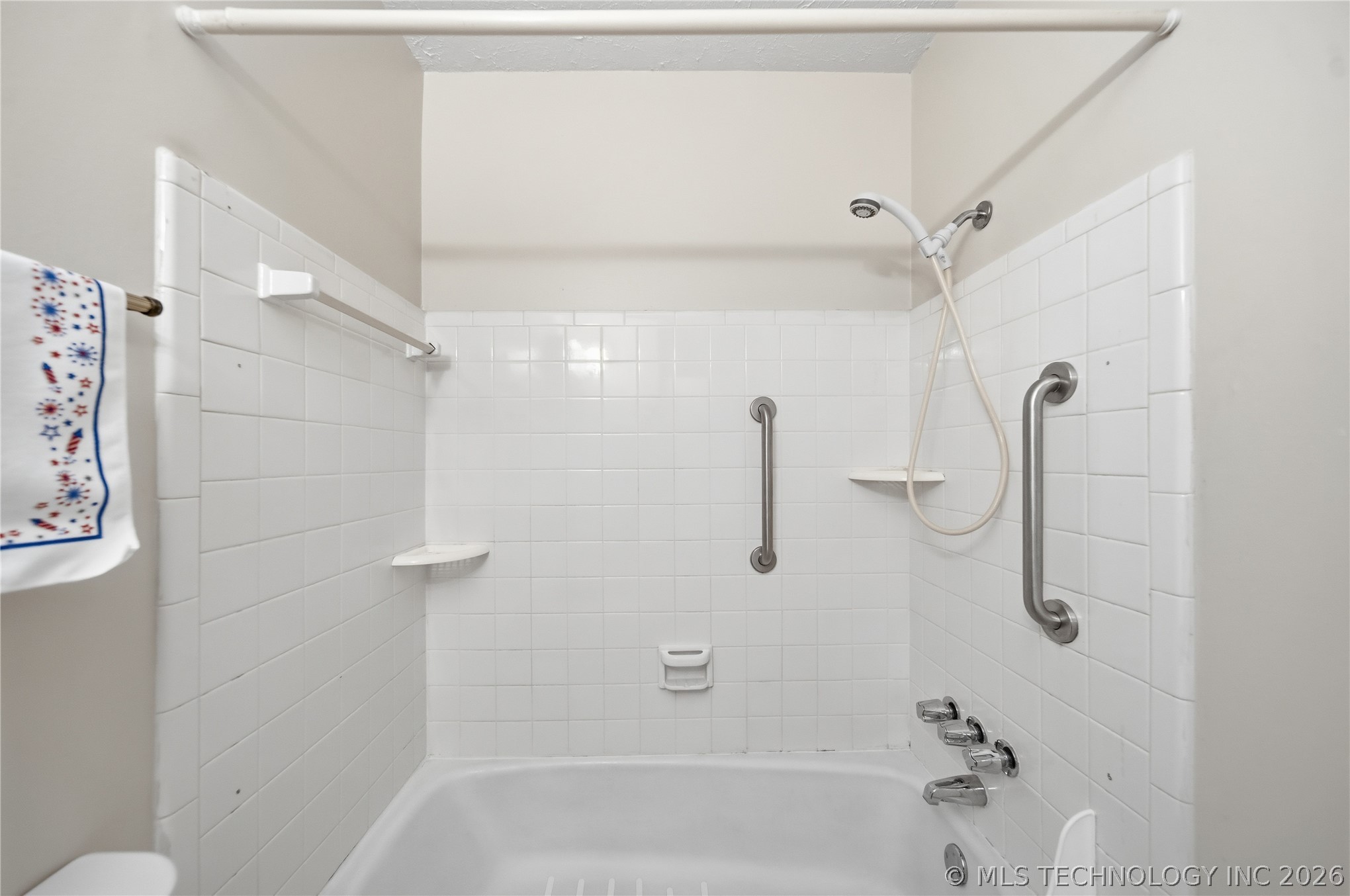 5615 S Newport Avenue Tulsa OK 74105