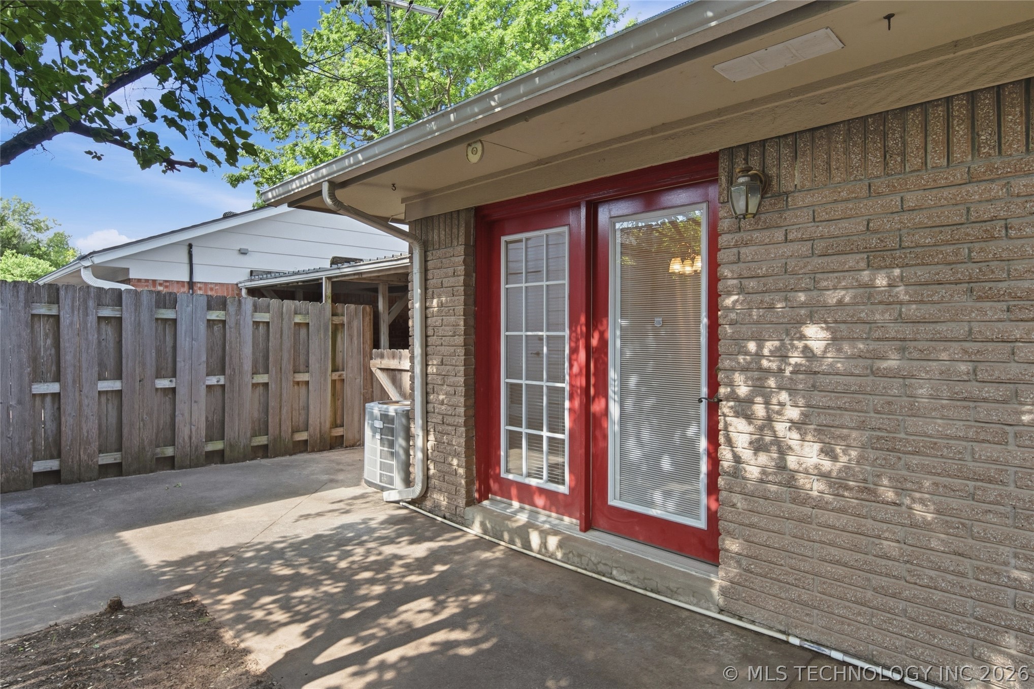 5615 S Newport Avenue Tulsa OK 74105