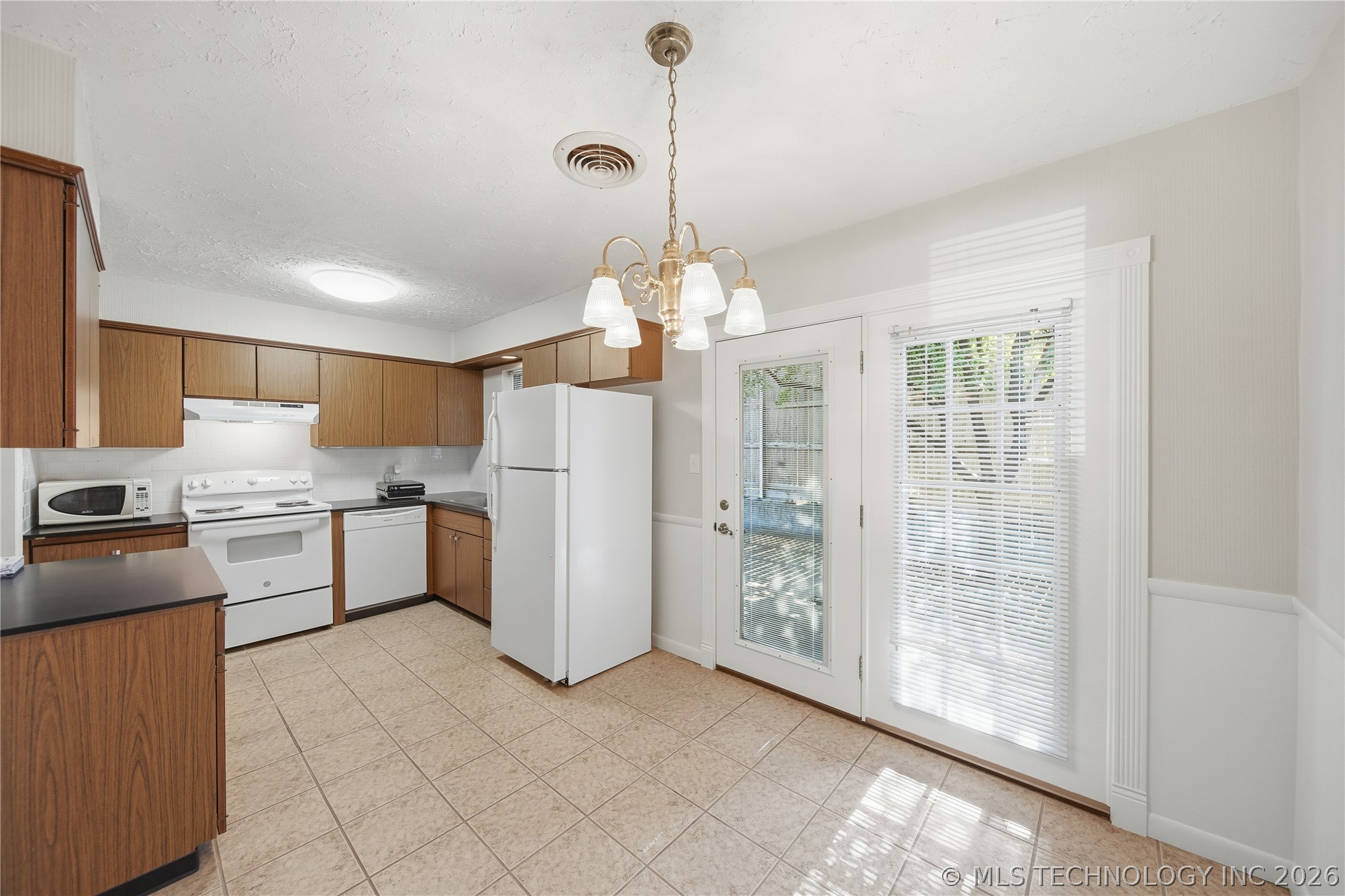 5615 S Newport Avenue Tulsa OK 74105