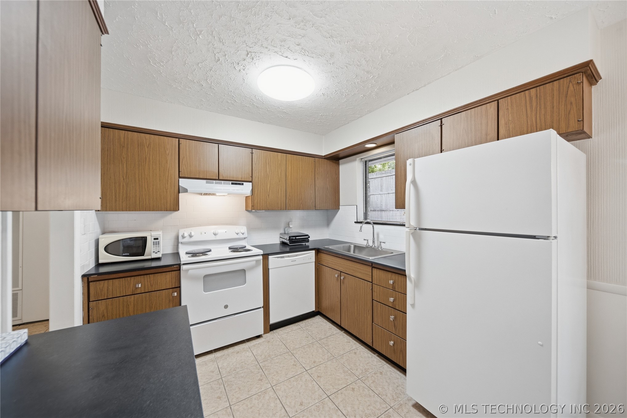 5615 S Newport Avenue Tulsa OK 74105