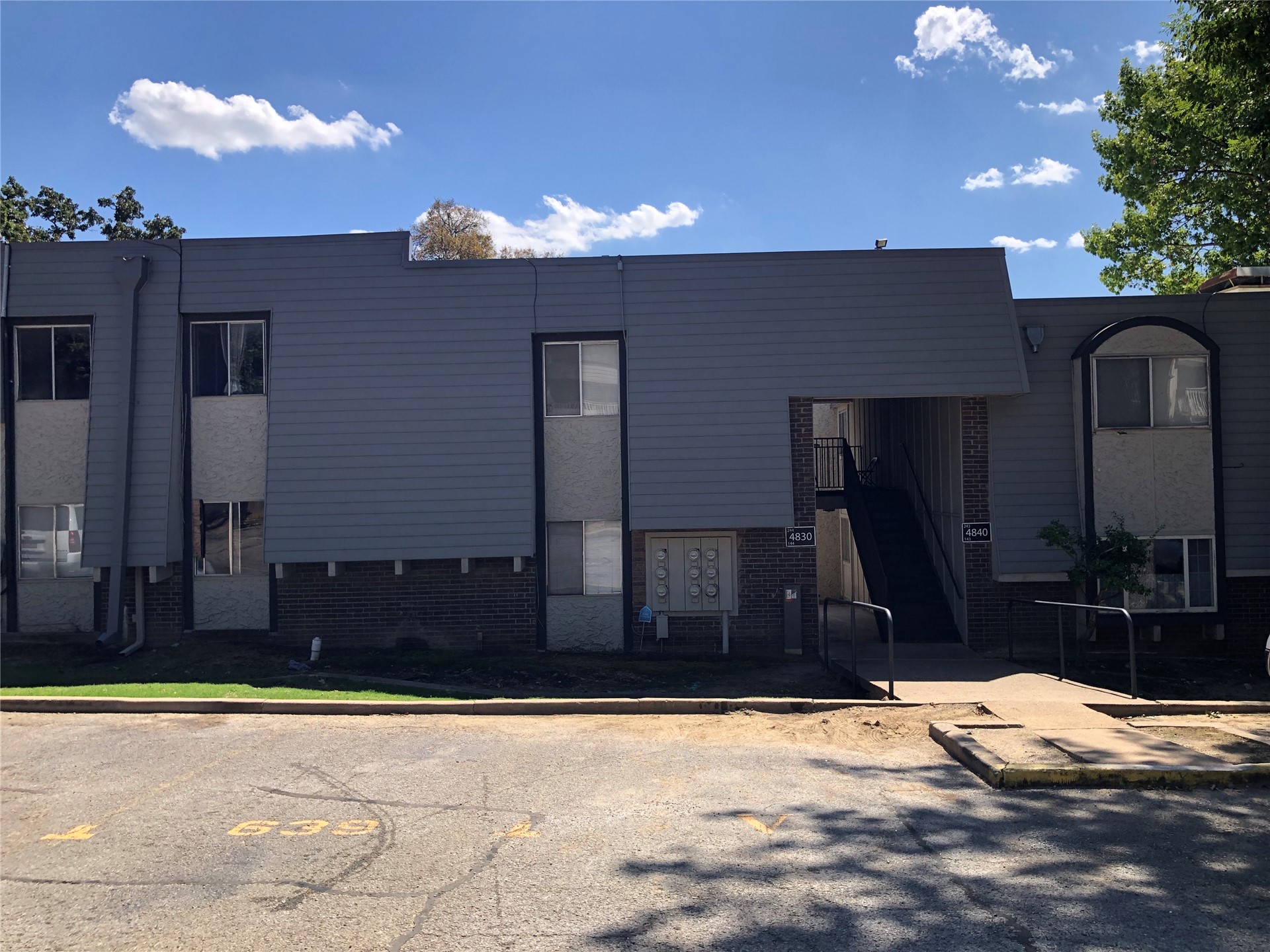 4830 E 68th Street Tulsa OK 74136