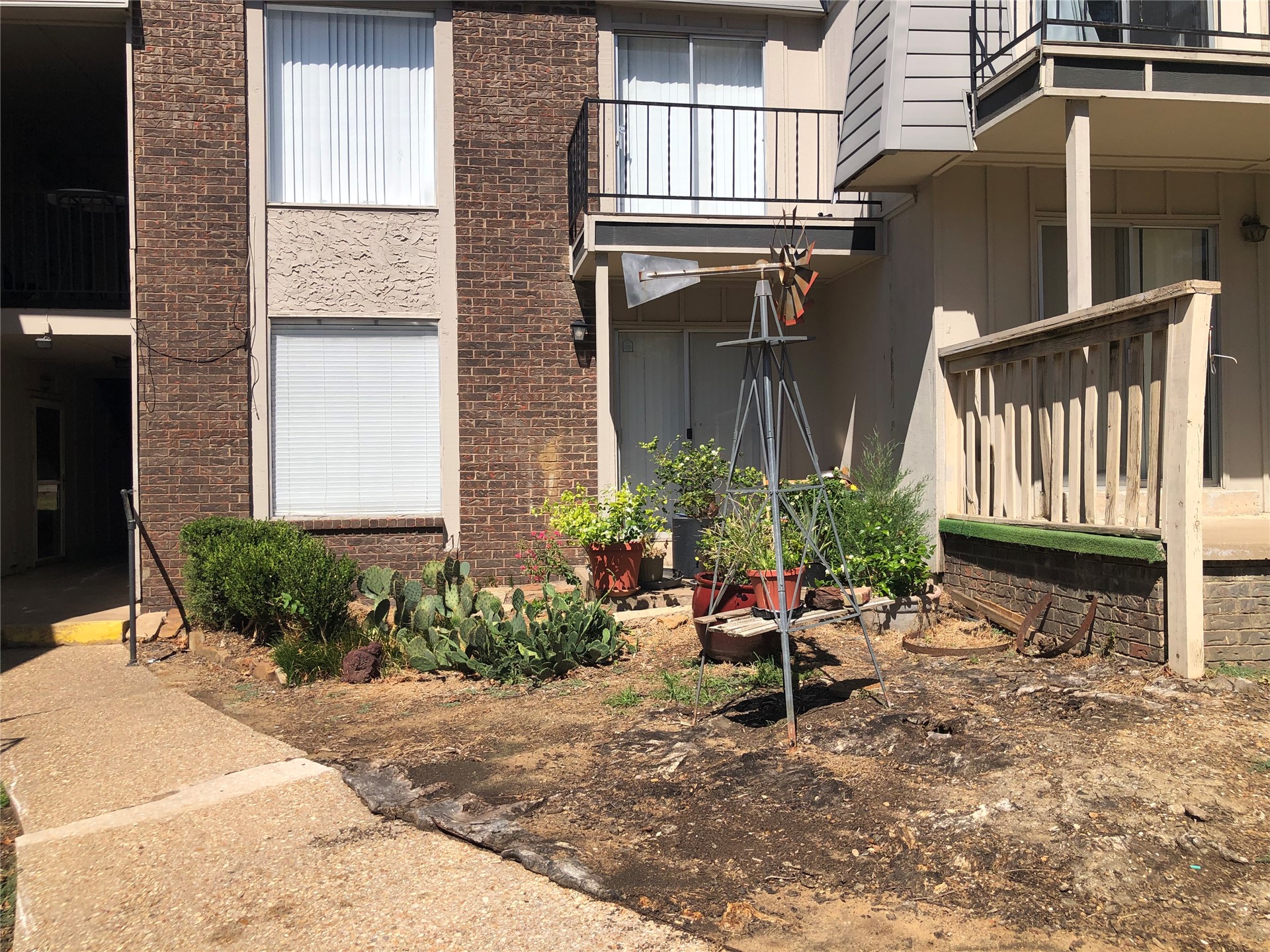 4830 E 68th Street Tulsa OK 74136