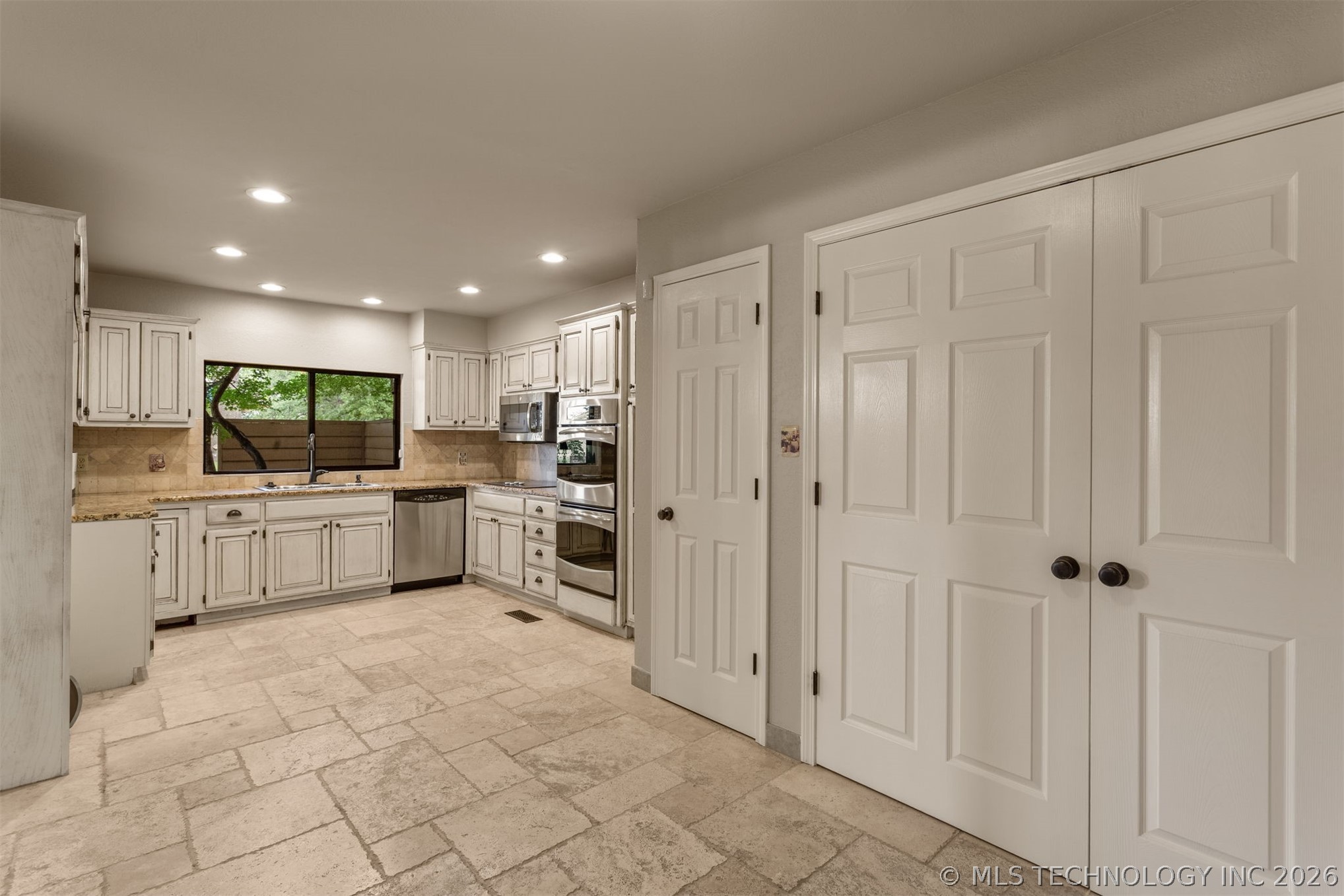3004 E 85th Street Tulsa OK 74137