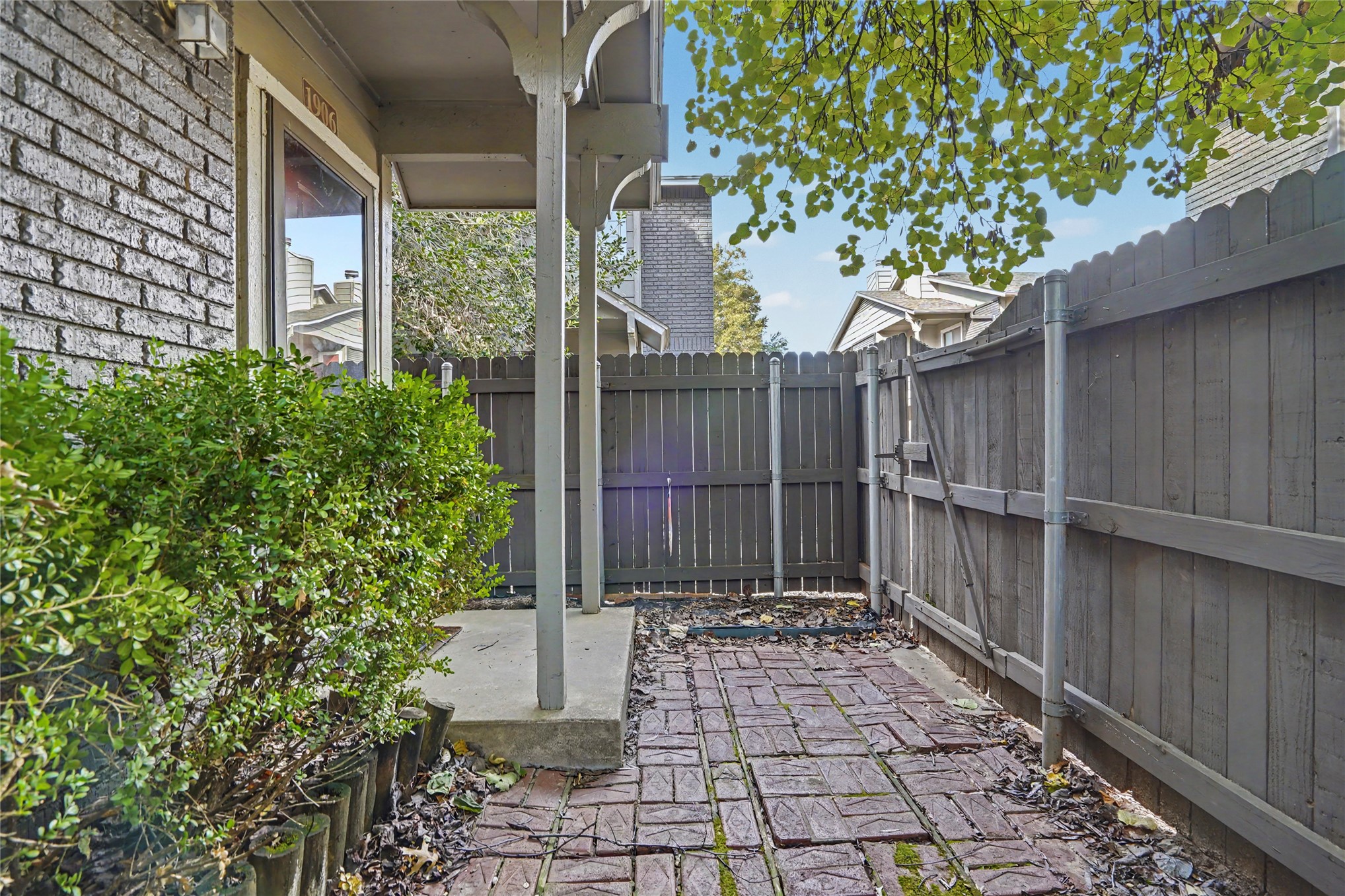 2858 E 90th Street Tulsa OK 74137
