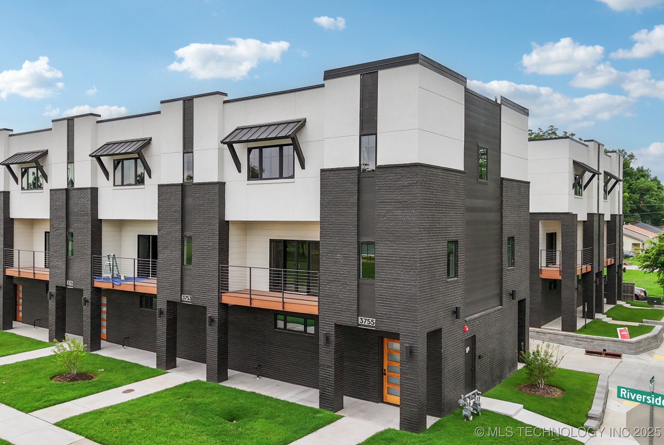 3755 S Riverside Drive Tulsa OK 74105