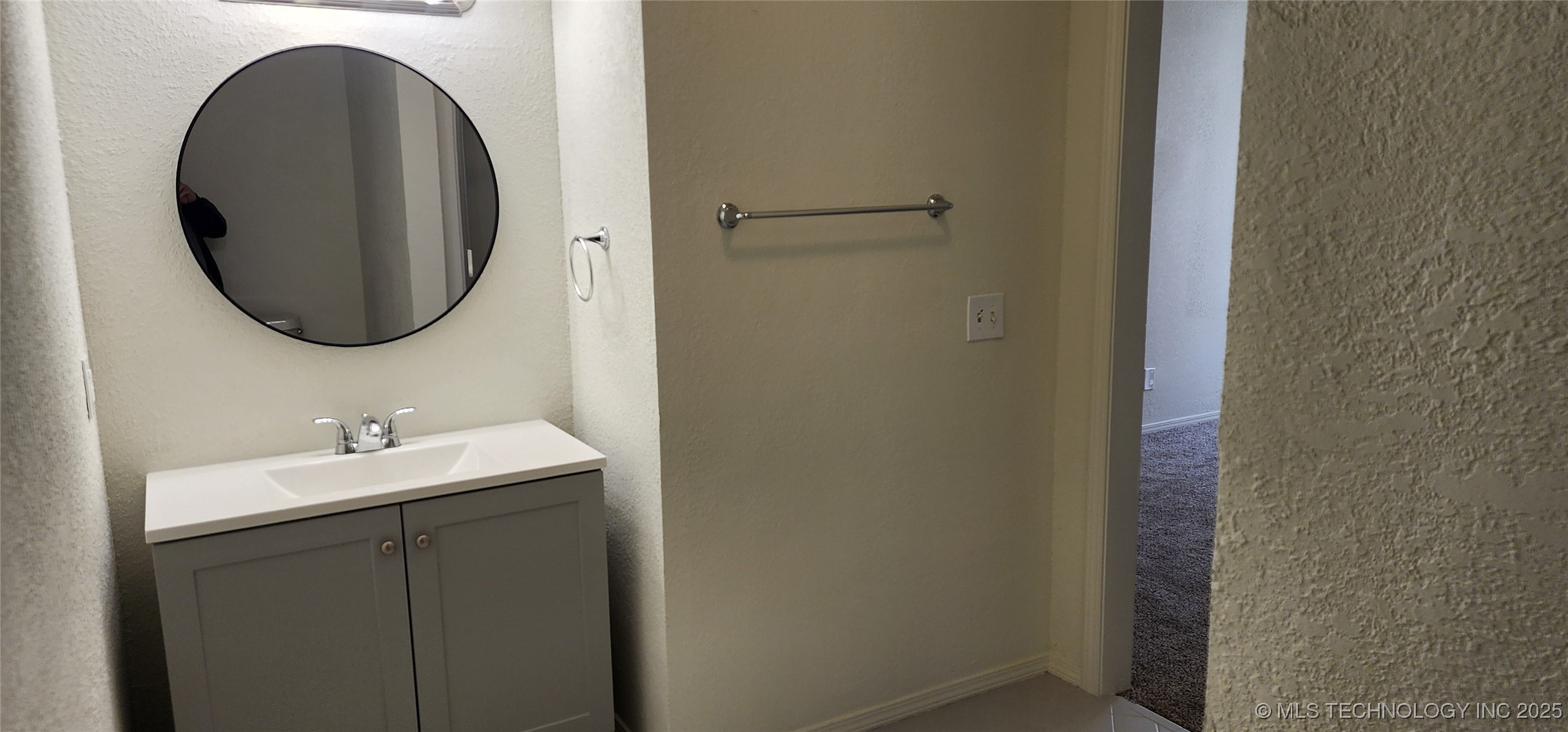 6605 S Zunis Avenue Tulsa OK 74136