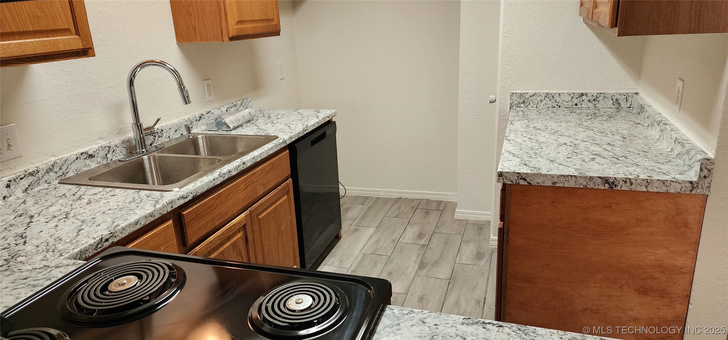 6605 S Zunis Avenue Tulsa OK 74136