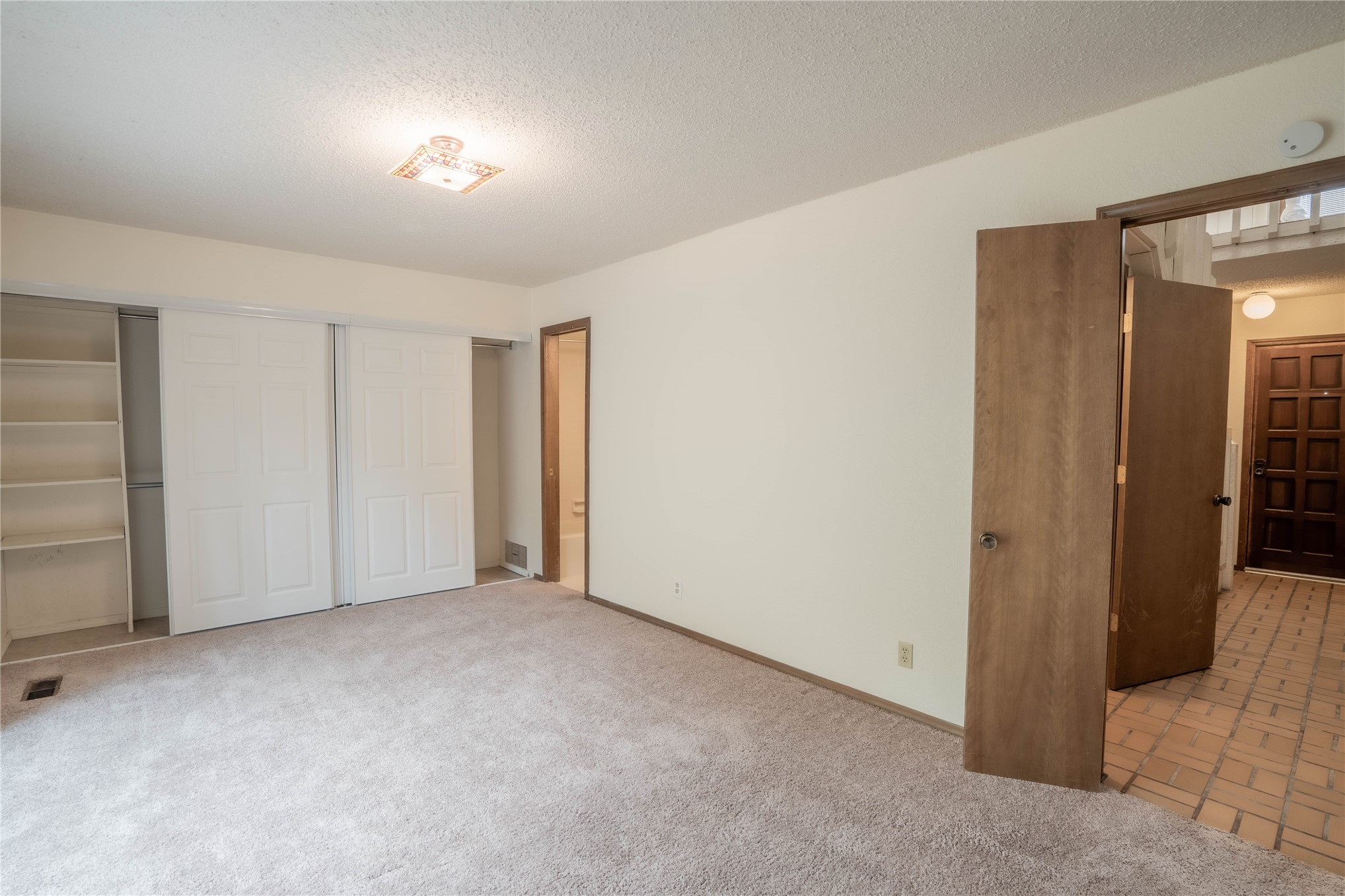 1523 Riverside Drive Tulsa OK 74119