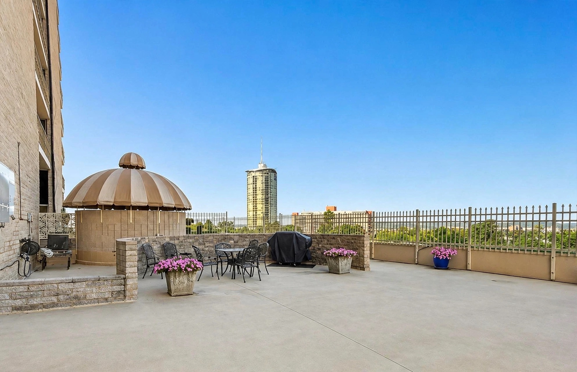 1502 S Boulder Avenue Tulsa OK 74119
